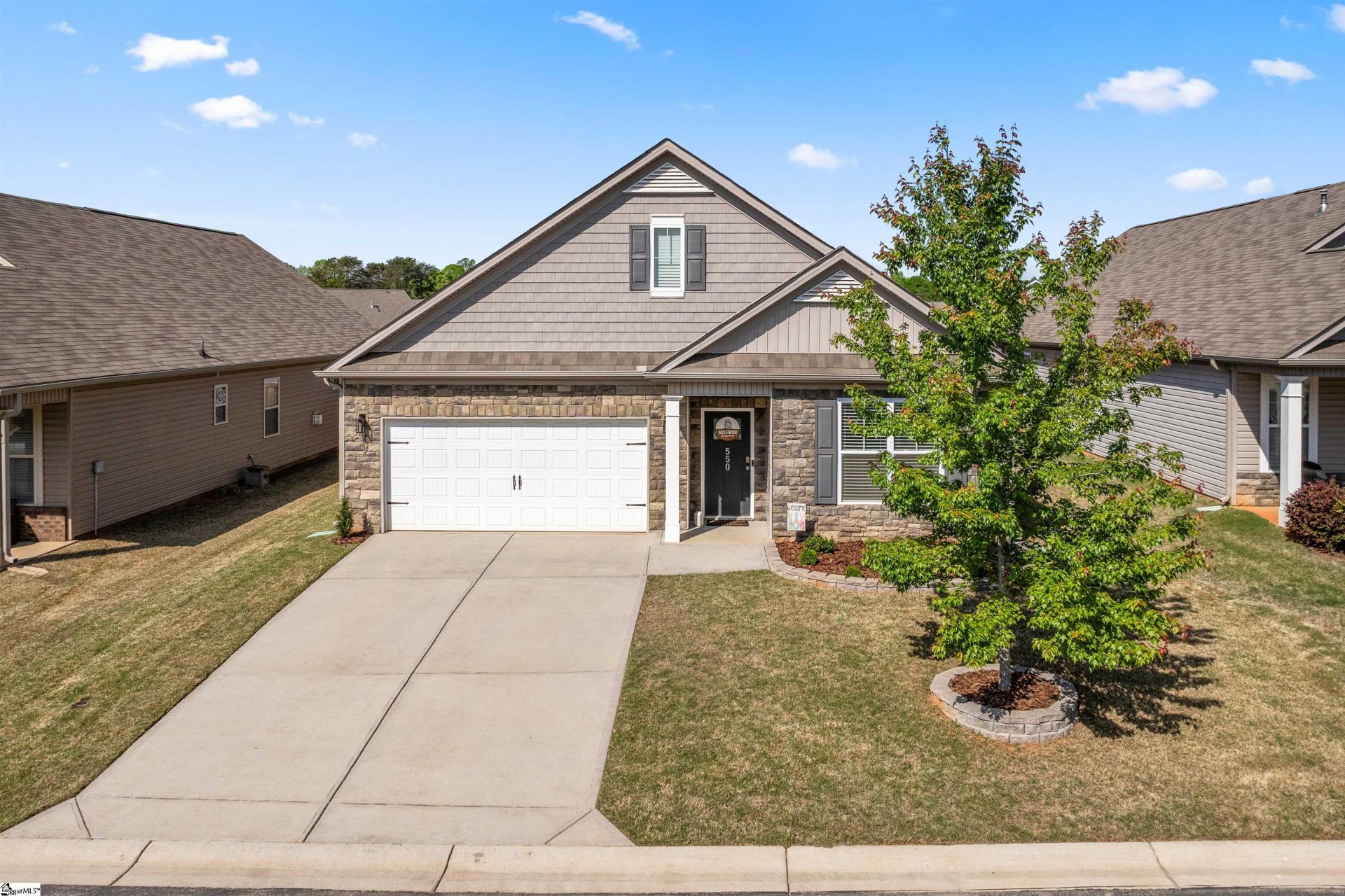 Property image 1 at 550 Castleby Drive, Duncan, SC 29334