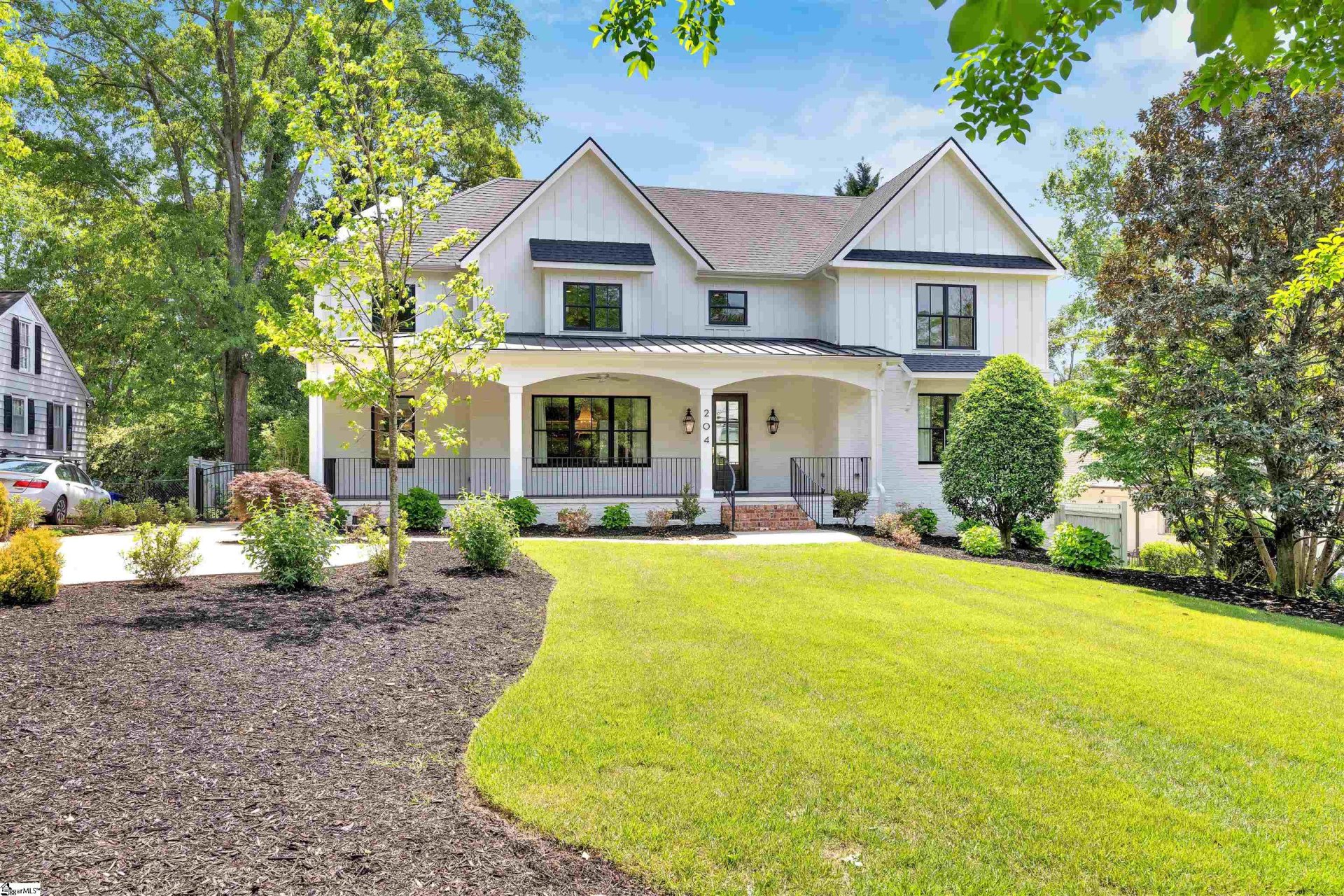 Property image 1 at 204 Sunset Drive, Greenville, SC 29605