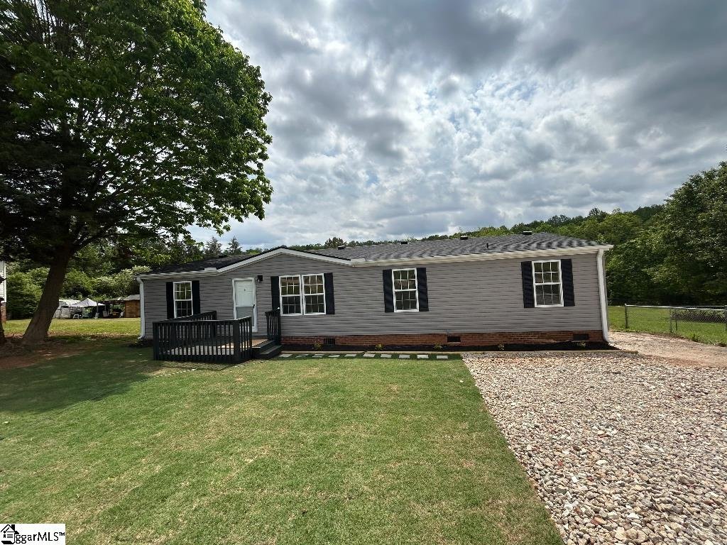 Property image 1 at 317 Beaver Pond Drive, Piedmont, SC 29673