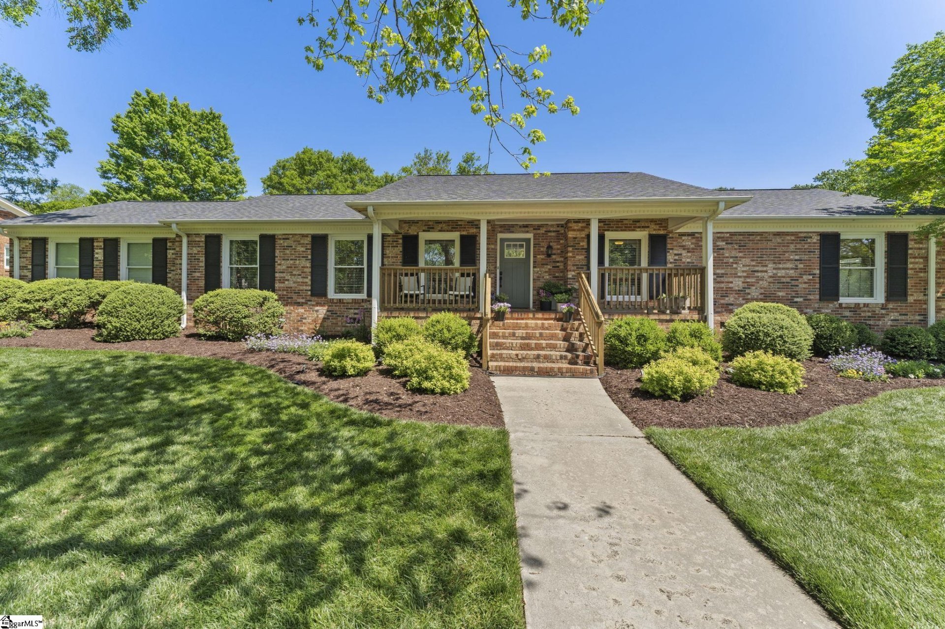 Property image 1 at 27 Hillsborough Drive, Greenville, SC 29615