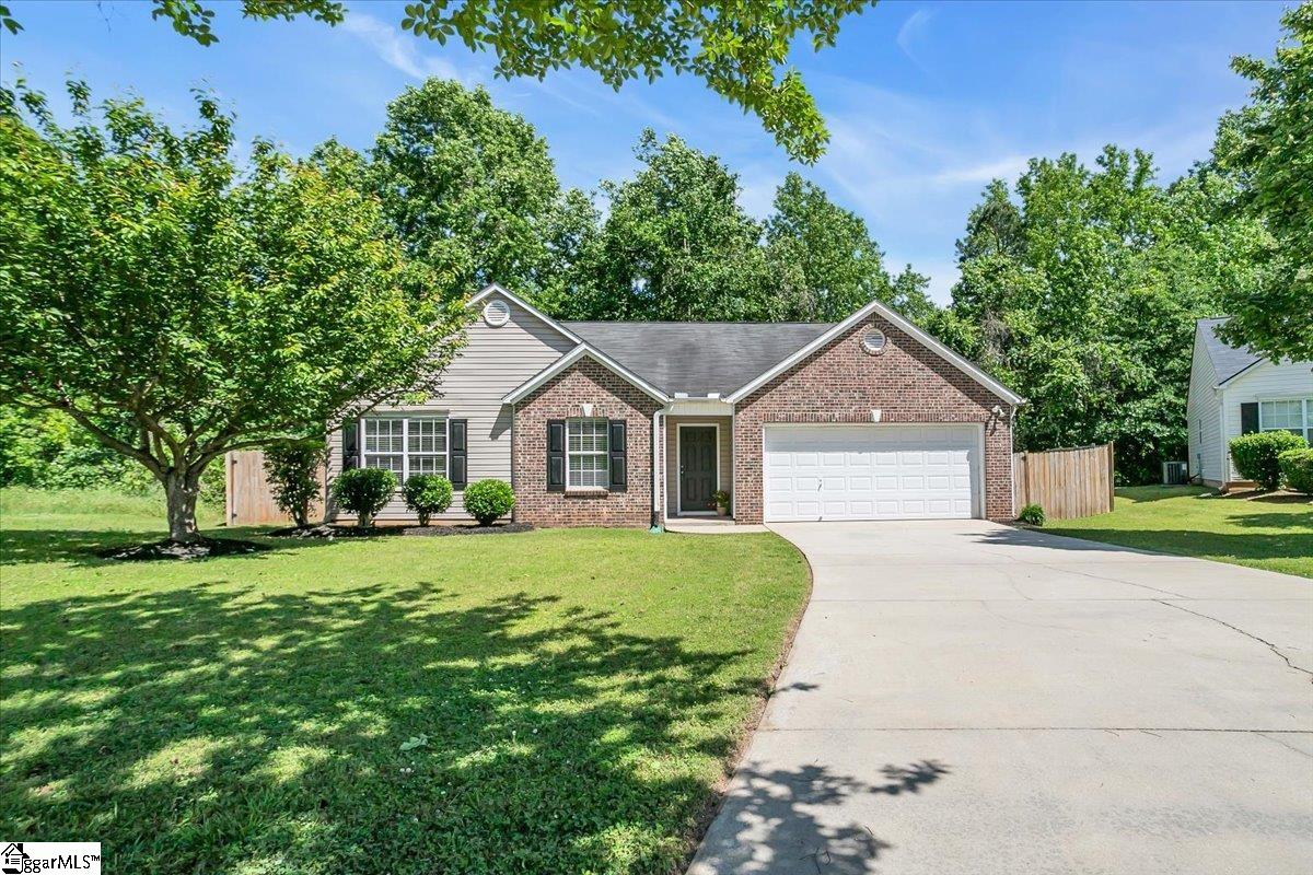 Property image 1 at 105 Merlot Court, Mauldin, SC 29662