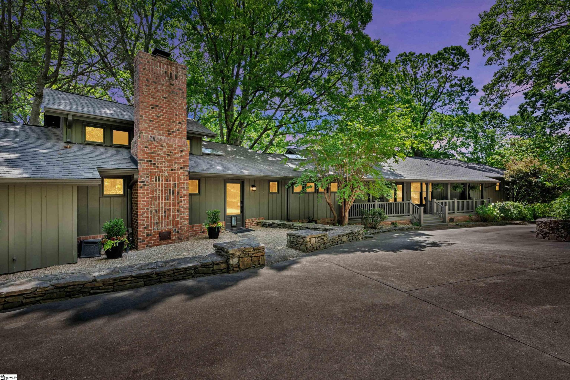 Property image 1 at 404 Audubon Road, Greenville, SC 29609