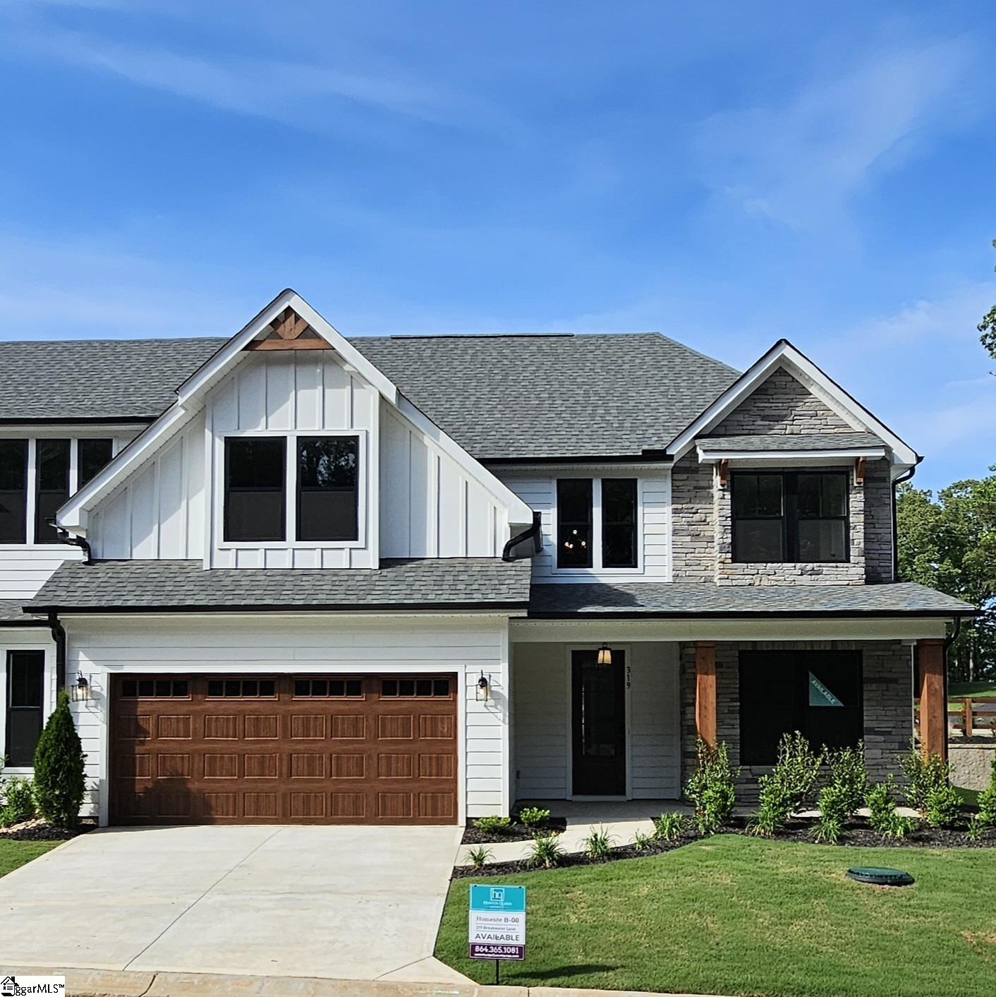 Property image 1 at 319 Breakwater Lane, Seneca, SC 29678