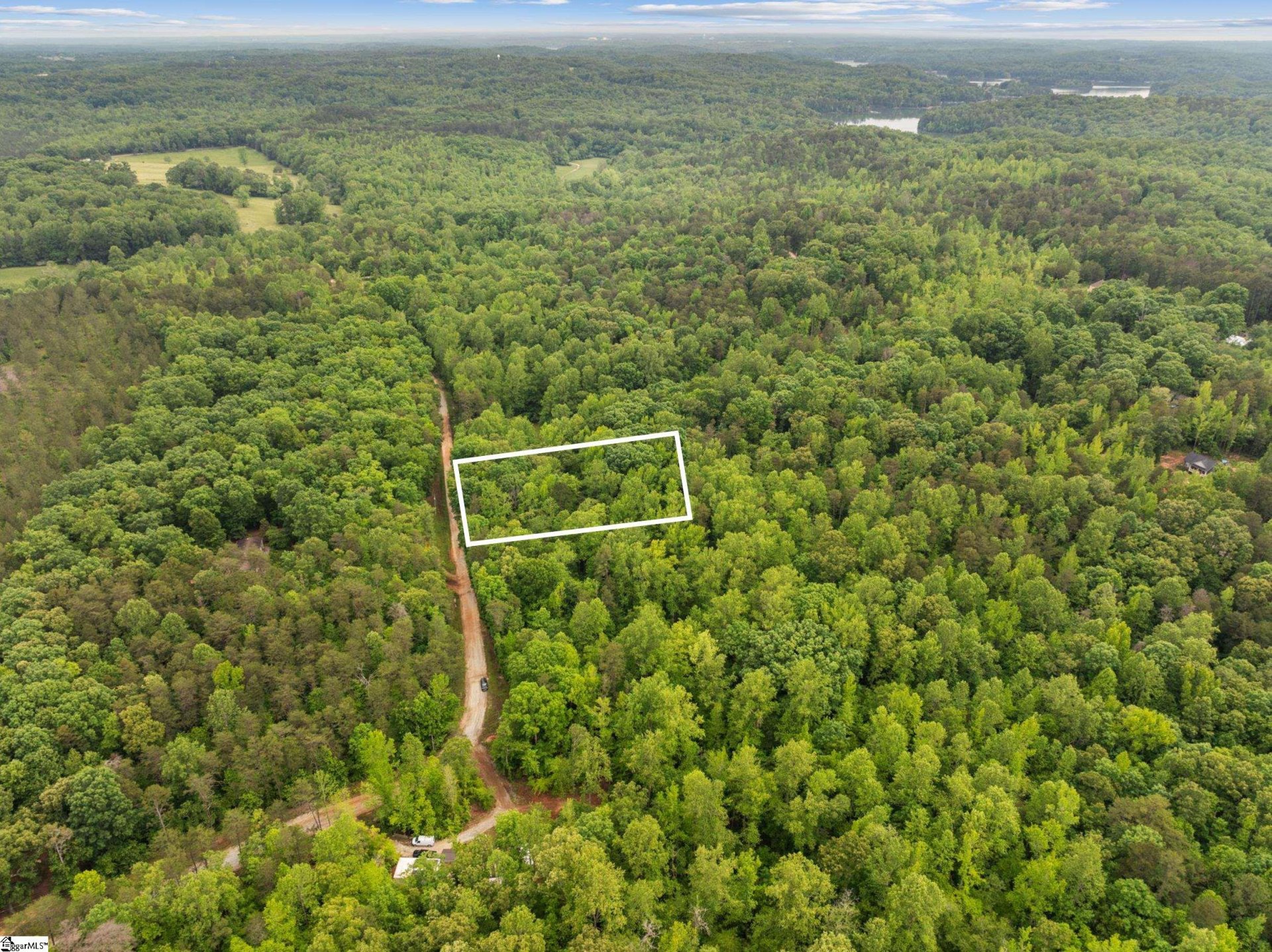 Property at 128 Sweetbriar Trail, Westminster, SC 29693