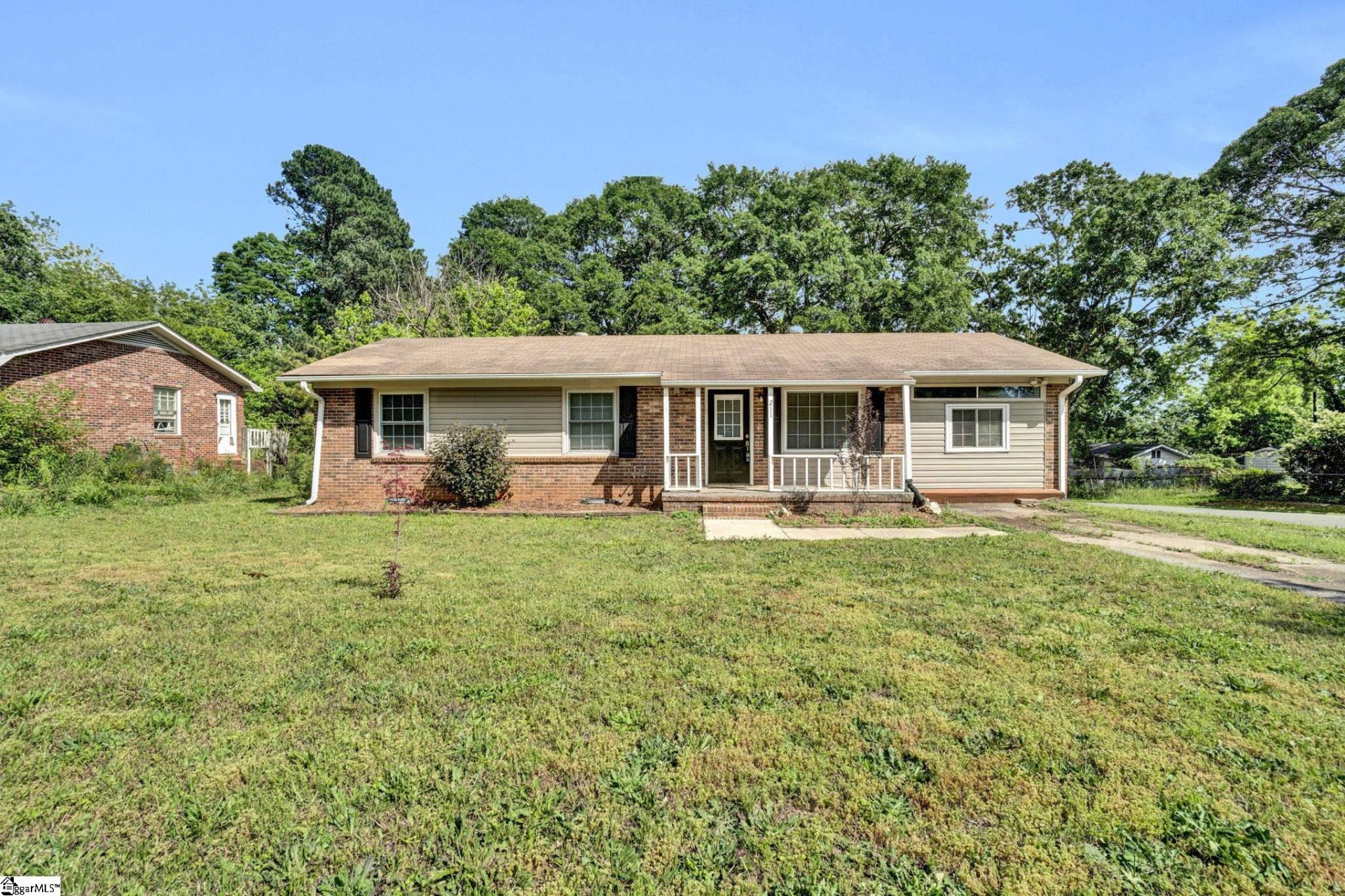 Property image 1 at 211 Skyline Road, Greer, SC 29651-6264