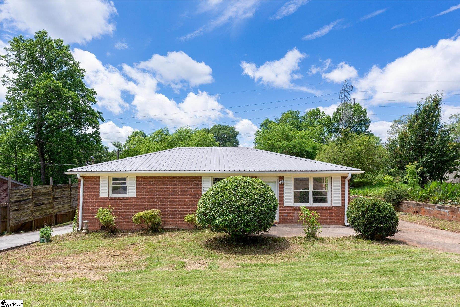 Property image 1 at 106 Gayle Street, Piedmont, SC 29673