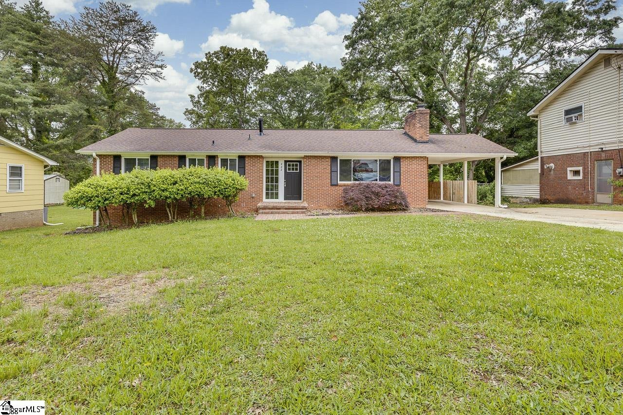 Property image 1 at 422 Fairmont Drive, Greenville, SC 29605