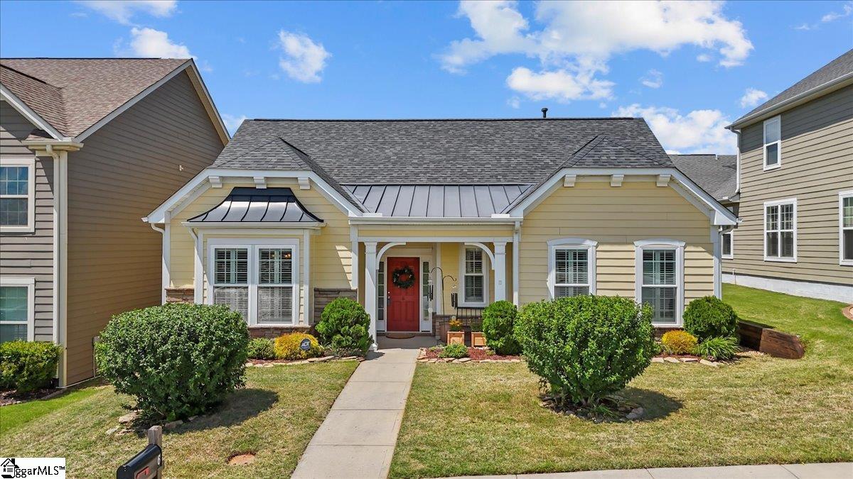 Property image 1 at 6 Kelvyn Street, Greer, SC 29651