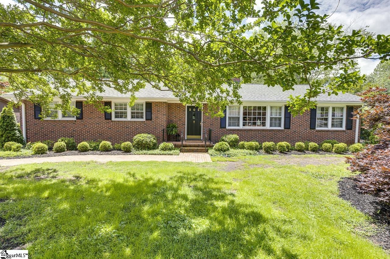 Property image 1 at 202 Roberta Drive, Greenville, SC 29615