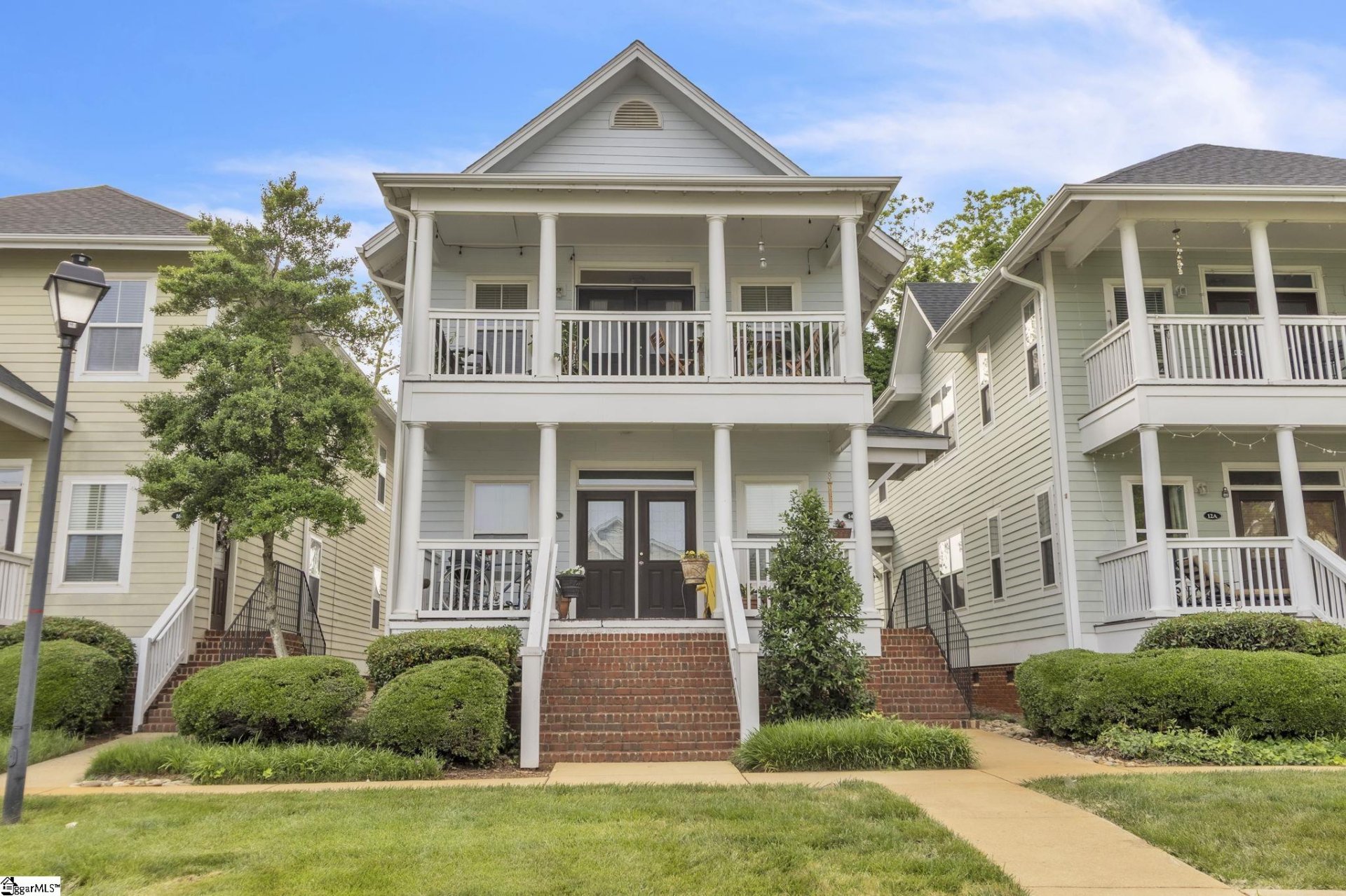 Property image 1 at 14 Oakhurst Avenue, Greenville, SC 29609-5486