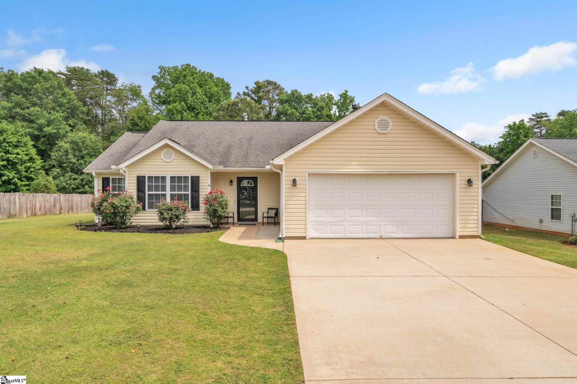 Property image 1 at 205 Glastonbury Drive, Greer, SC 29651