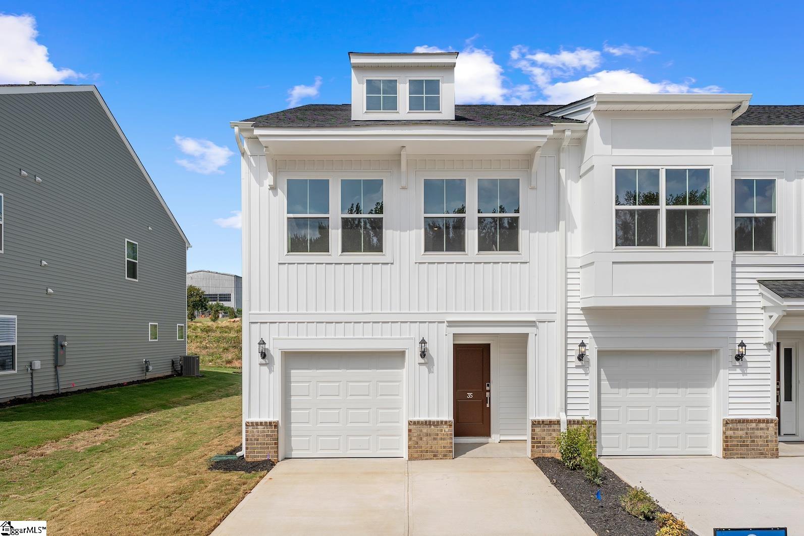 Property at 35 Nonnington Way, Taylors, SC 29687