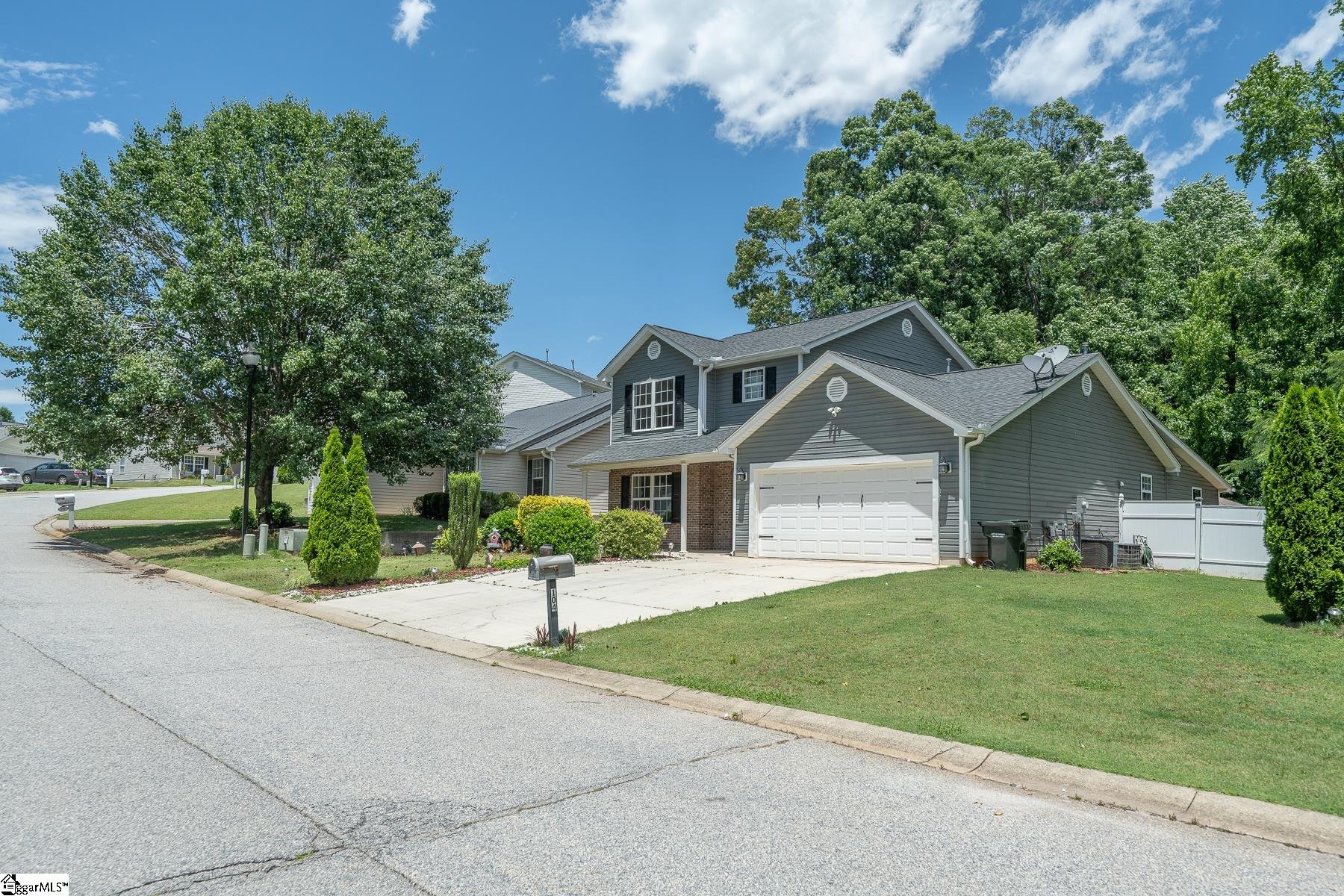 Property image 1 at 104 Kingscreek Drive, Greer, SC 29650