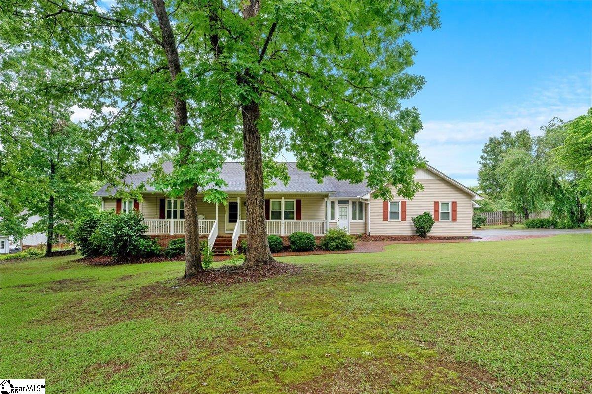 Property image 1 at 107 Aiken Farm Road, Pickens, SC 29671