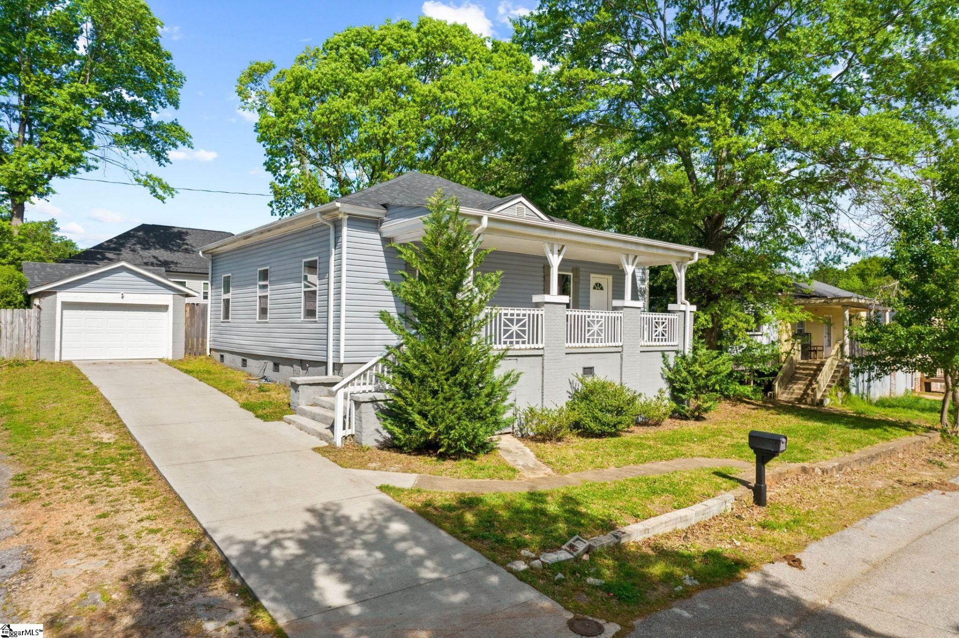 Property at 38 4th Avenue, Greenville, SC 29611
