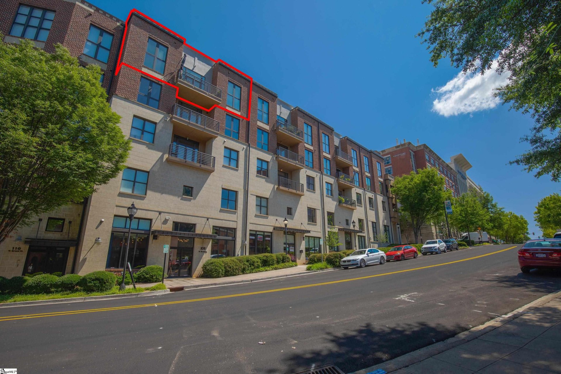 Property image 1 at 112 W Broad Street, Greenville, SC 29601