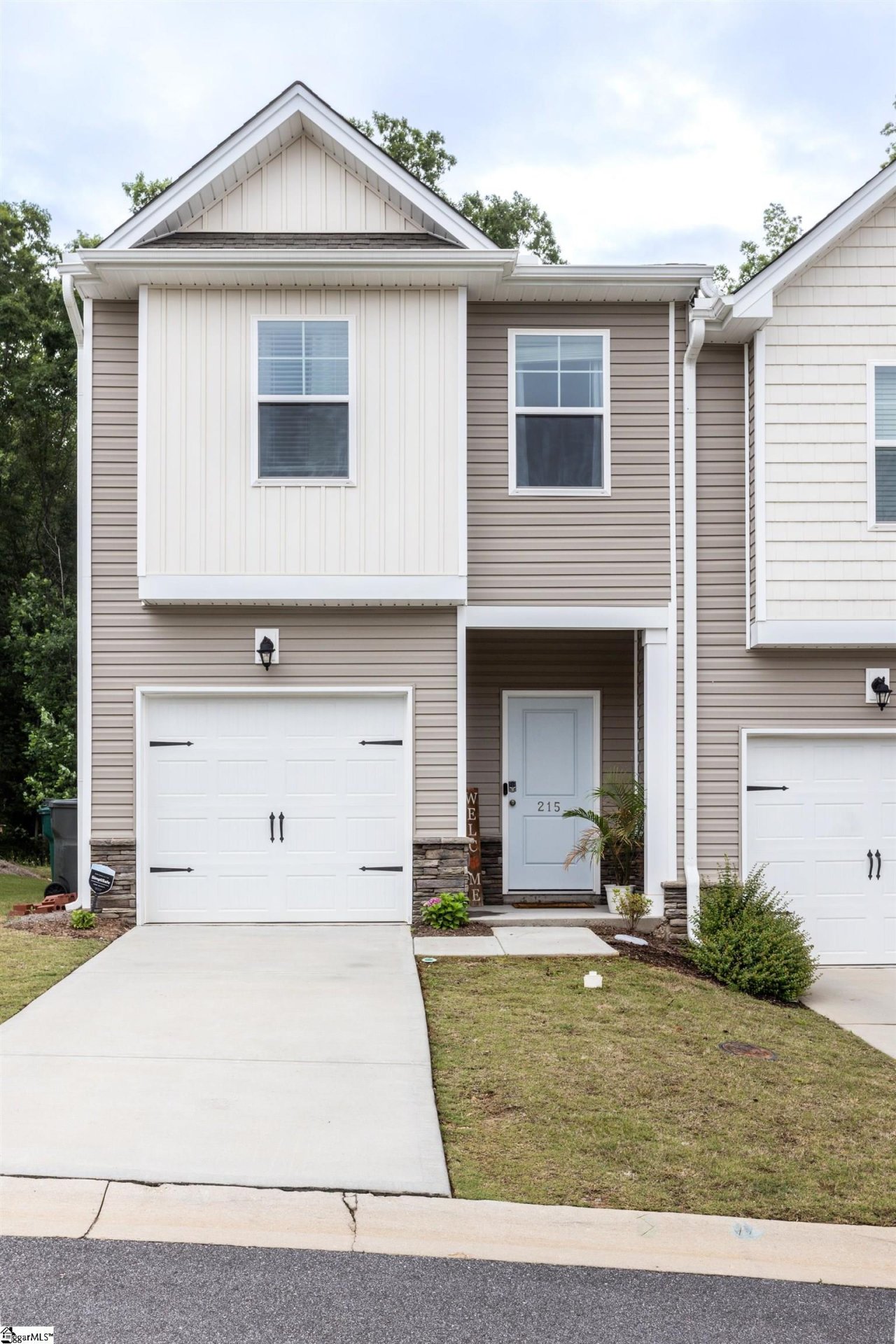 Property image 1 at 215 Norse Creek Drive, Greenville, SC 29607