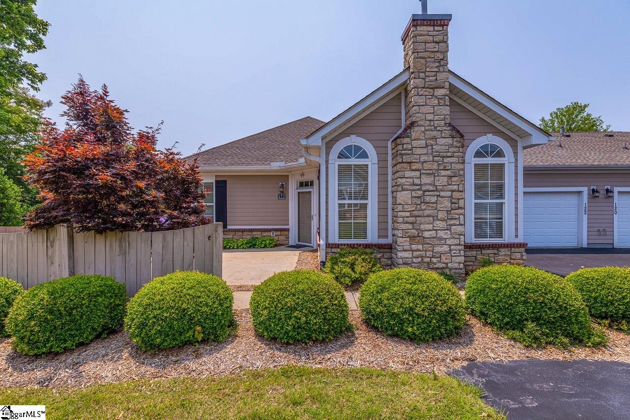 Property at 122 Fudora Circle, Simpsonville, SC 29681