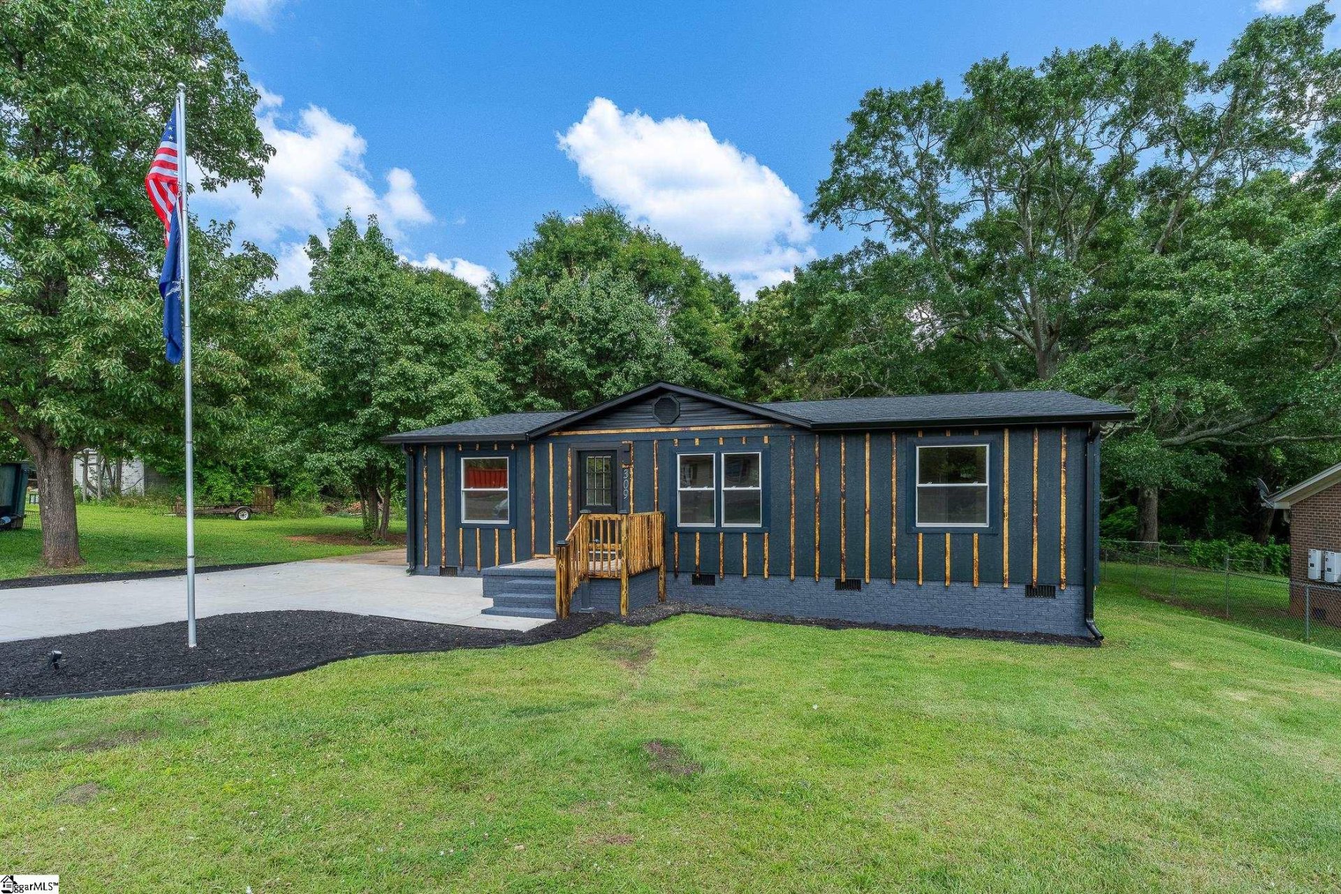 Property image 1 at 309 Scenic Drive, Greer, SC 29651