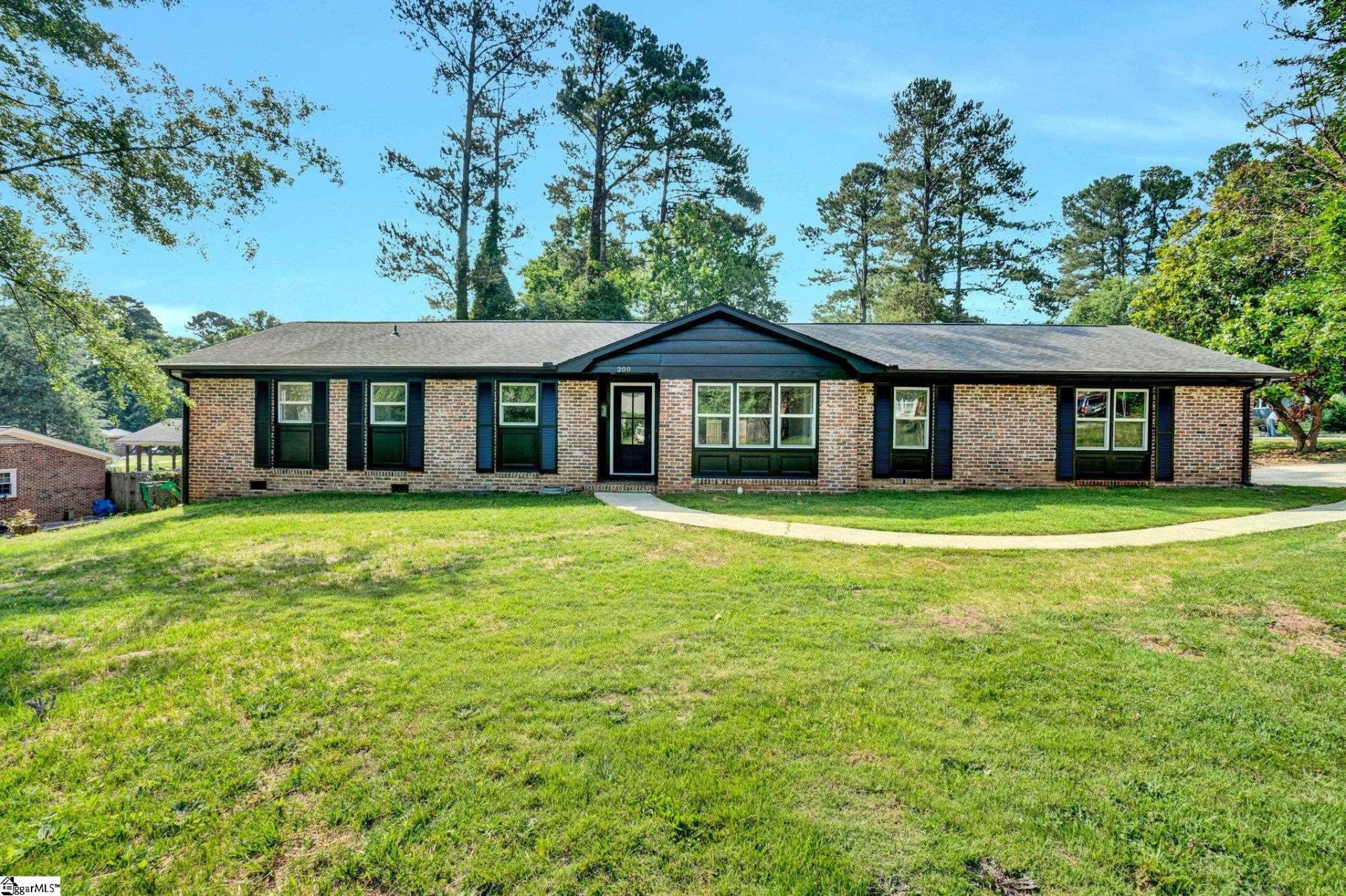 Property image 1 at 200 Ladbroke Road, Greenville, SC 29615