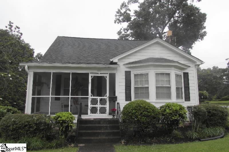 Property image 1 at 400 Calvert Avenue, Clinton, SC 29325