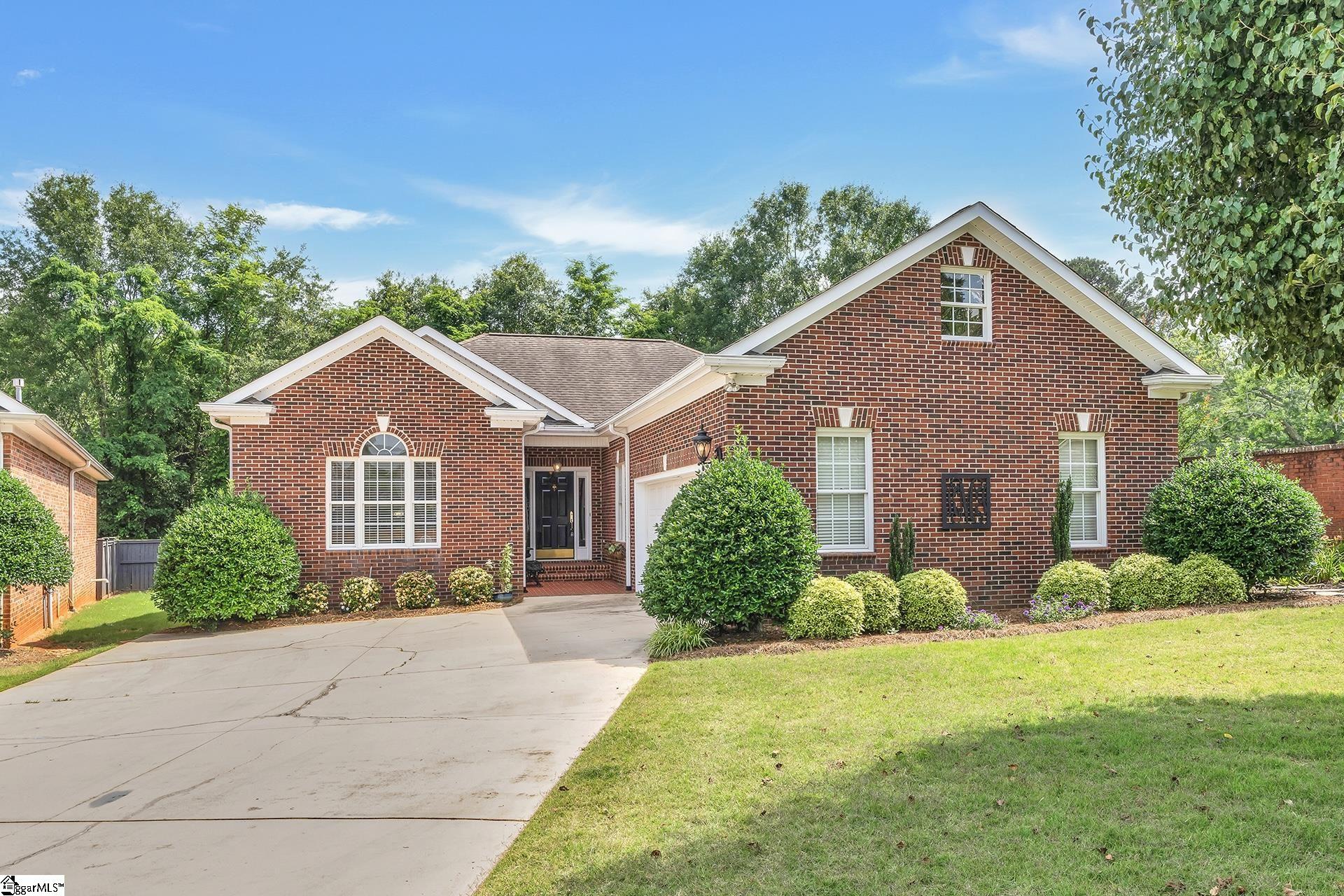 Property image 1 at 17 Bradford North Way, Greenville, SC 29617