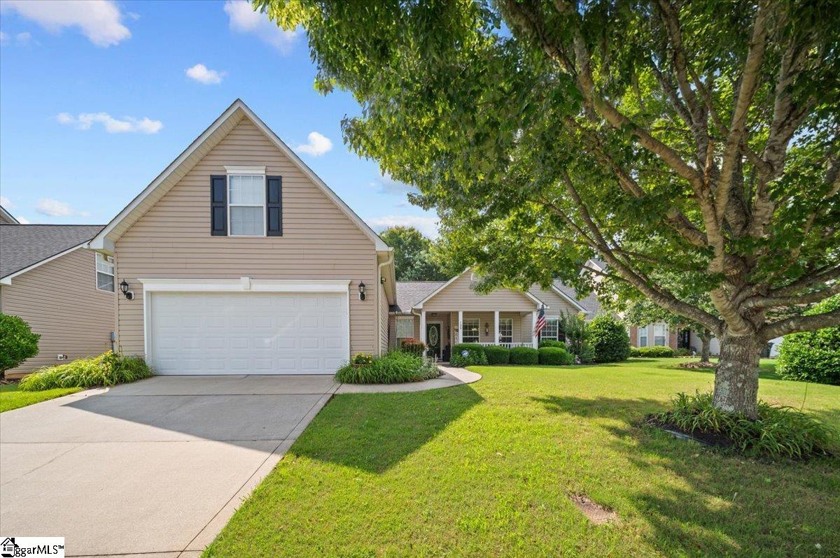 Property image 1 at 129 Worcester Lane, Easley, SC 29642-3045