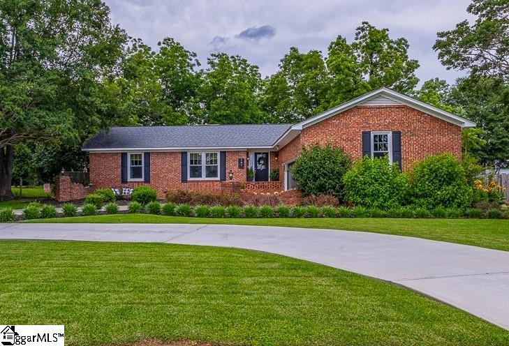 Property image 1 at 301 Devenger Road, Greer, SC 29650