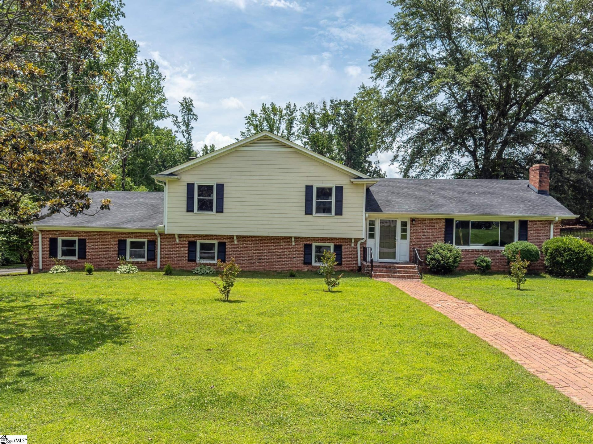 Property image 1 at 20 Ivy Trail, Greenville, SC 29615