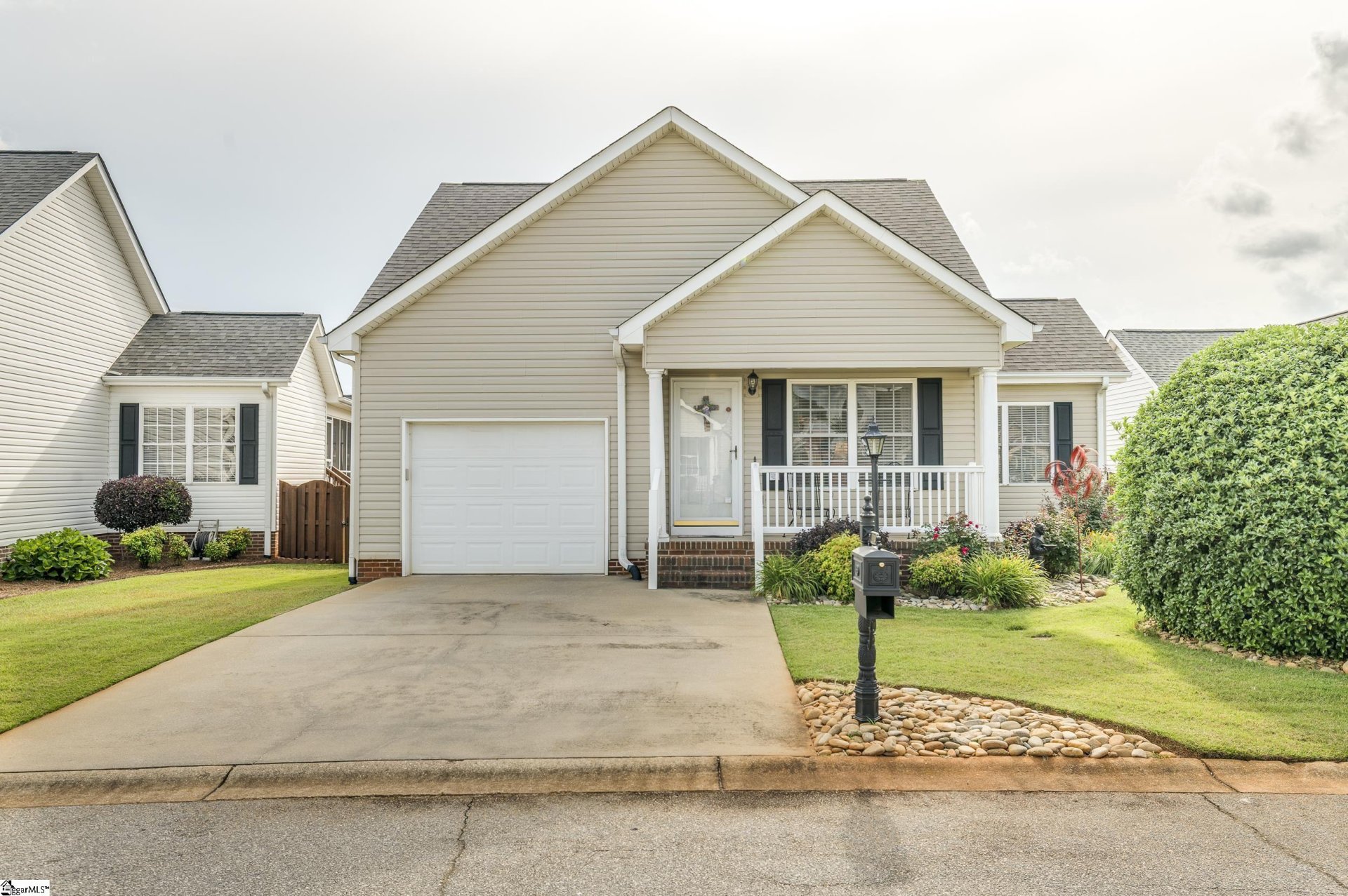 Property image 1 at 110 Baldwin Place, Easley, SC 29642