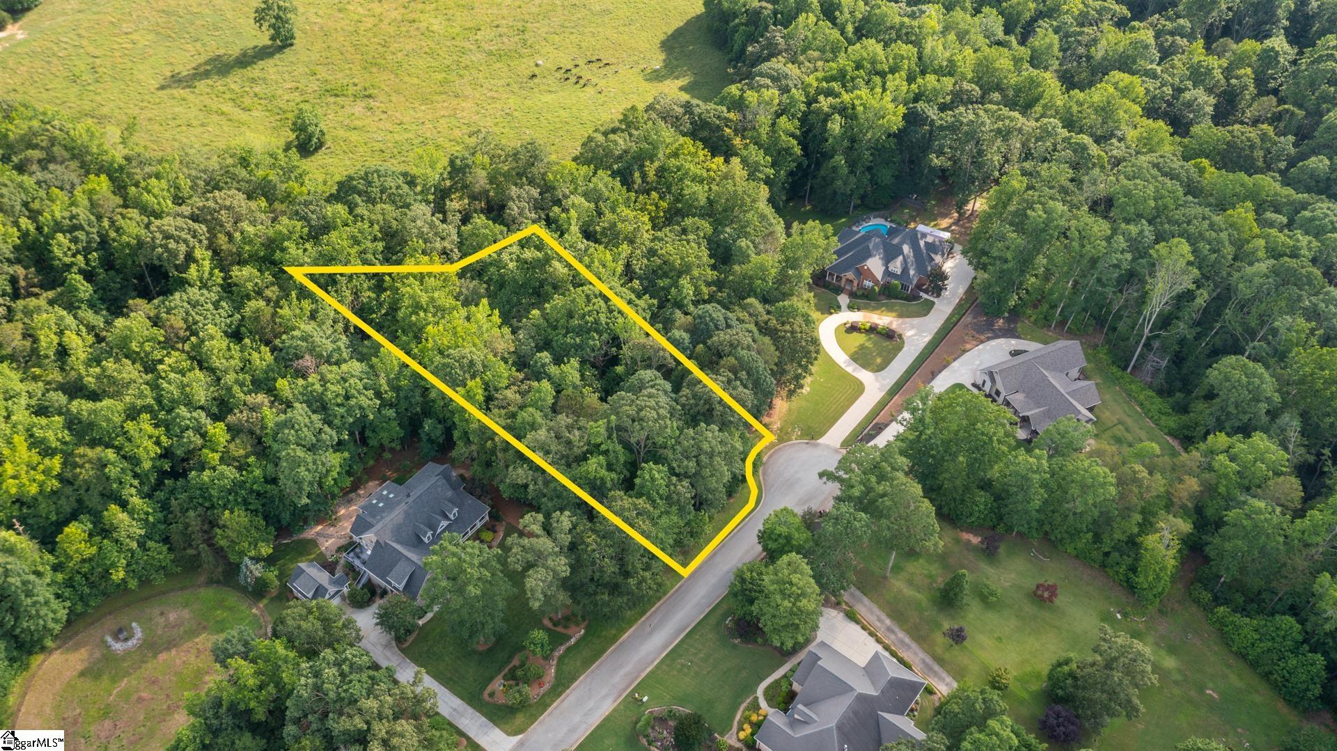 Property image 1 at 107 Woodland Hills Lane, Fountain Inn, SC 29644