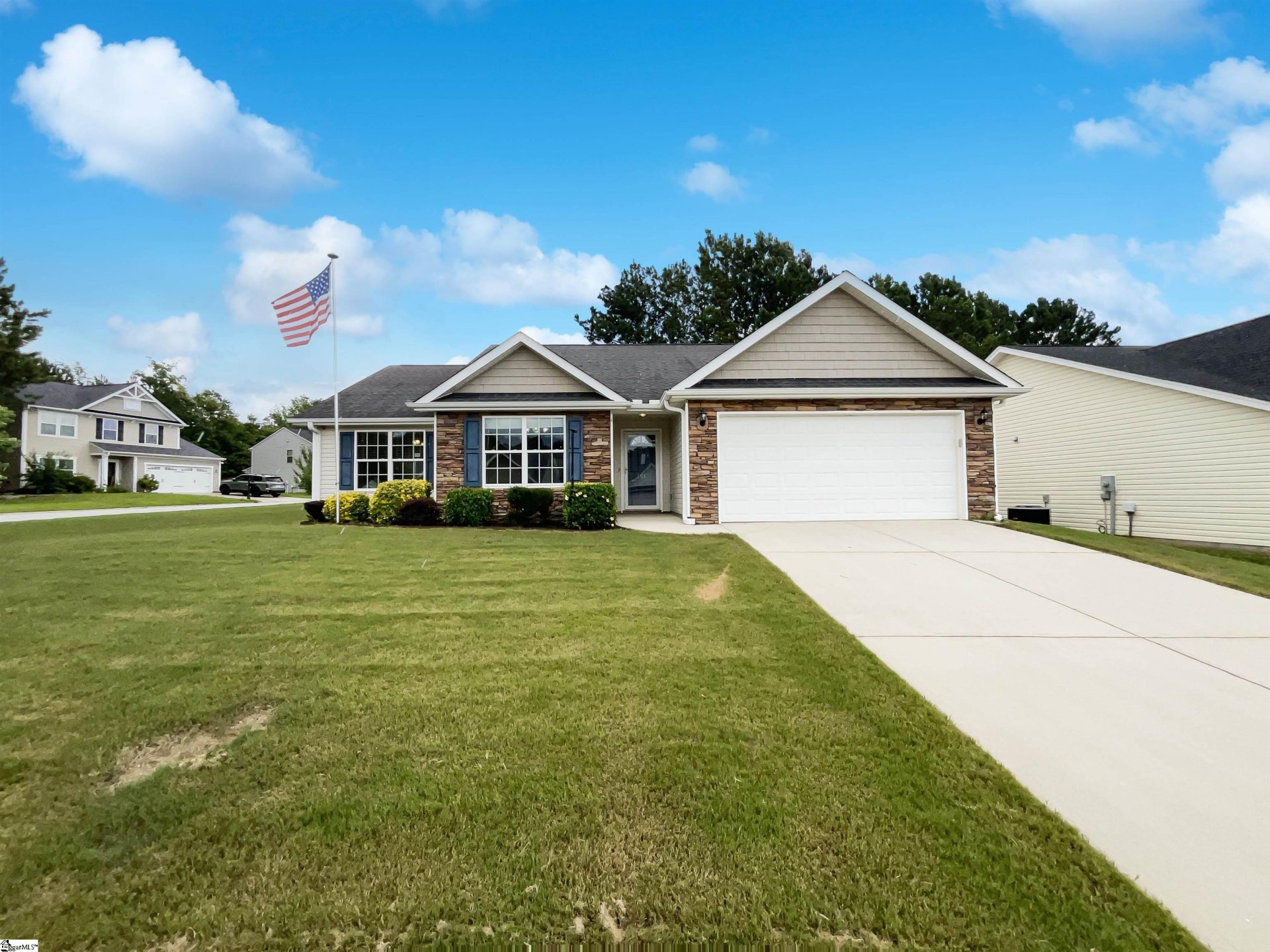 Property image 1 at 201 Eastpark Way, Easley, SC 29642