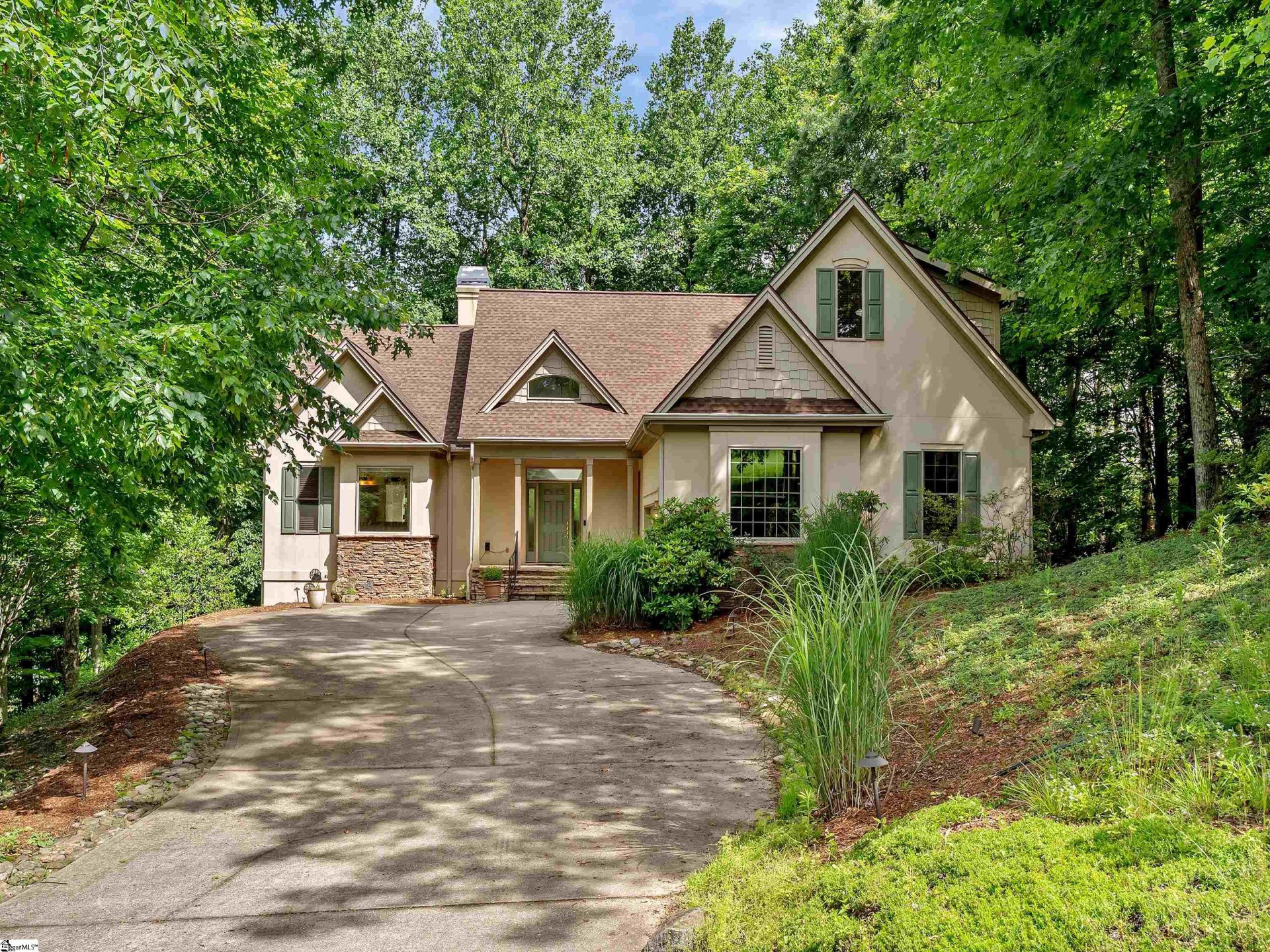 Property image 1 at 1 Touch Me Not Trail, Landrum, SC 29356