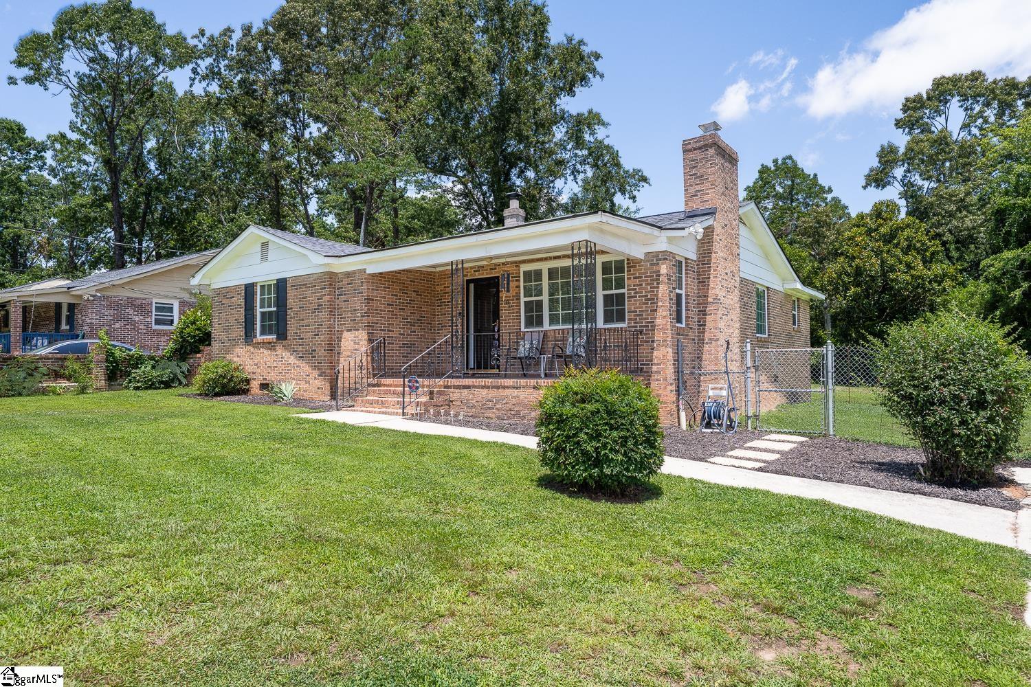 Property image 1 at 100 Maggie Street, Greenville, SC 29605-3661