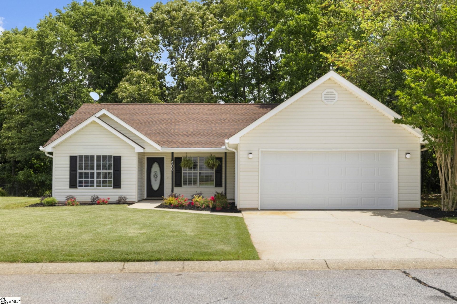 Property at 400 Hill Lane, Mauldin, SC 29662