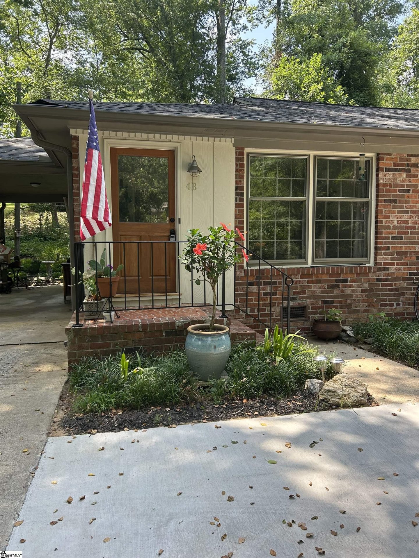 Property image 1 at 4b Heritage Court, Greenville, SC 29615