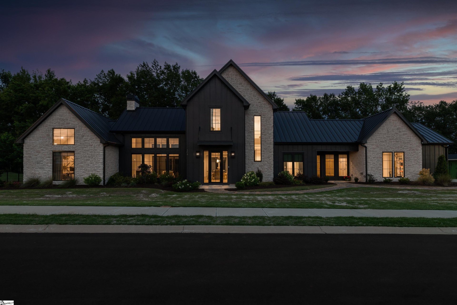 Property image 1 at 304 Waterford Fall Way, Simpsonville, SC 29681