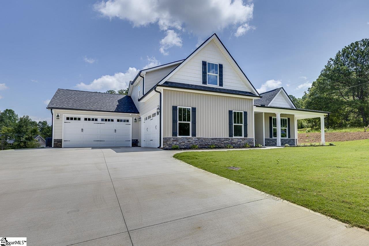 Property image 1 at 102 Hinton Farms Drive, Easley, SC 29640