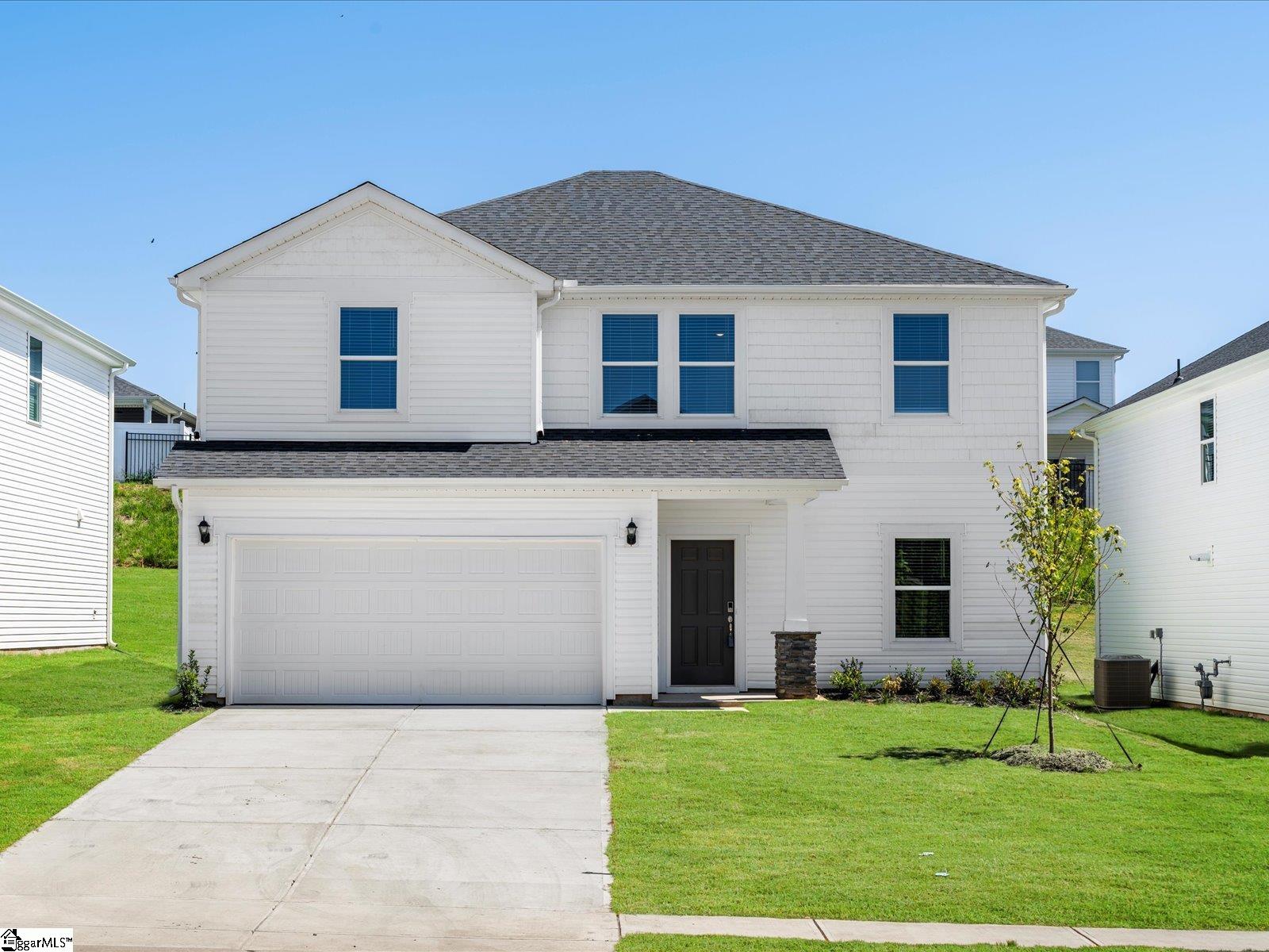 Property at 119 Tantalus Street, Gray Court, SC 29645