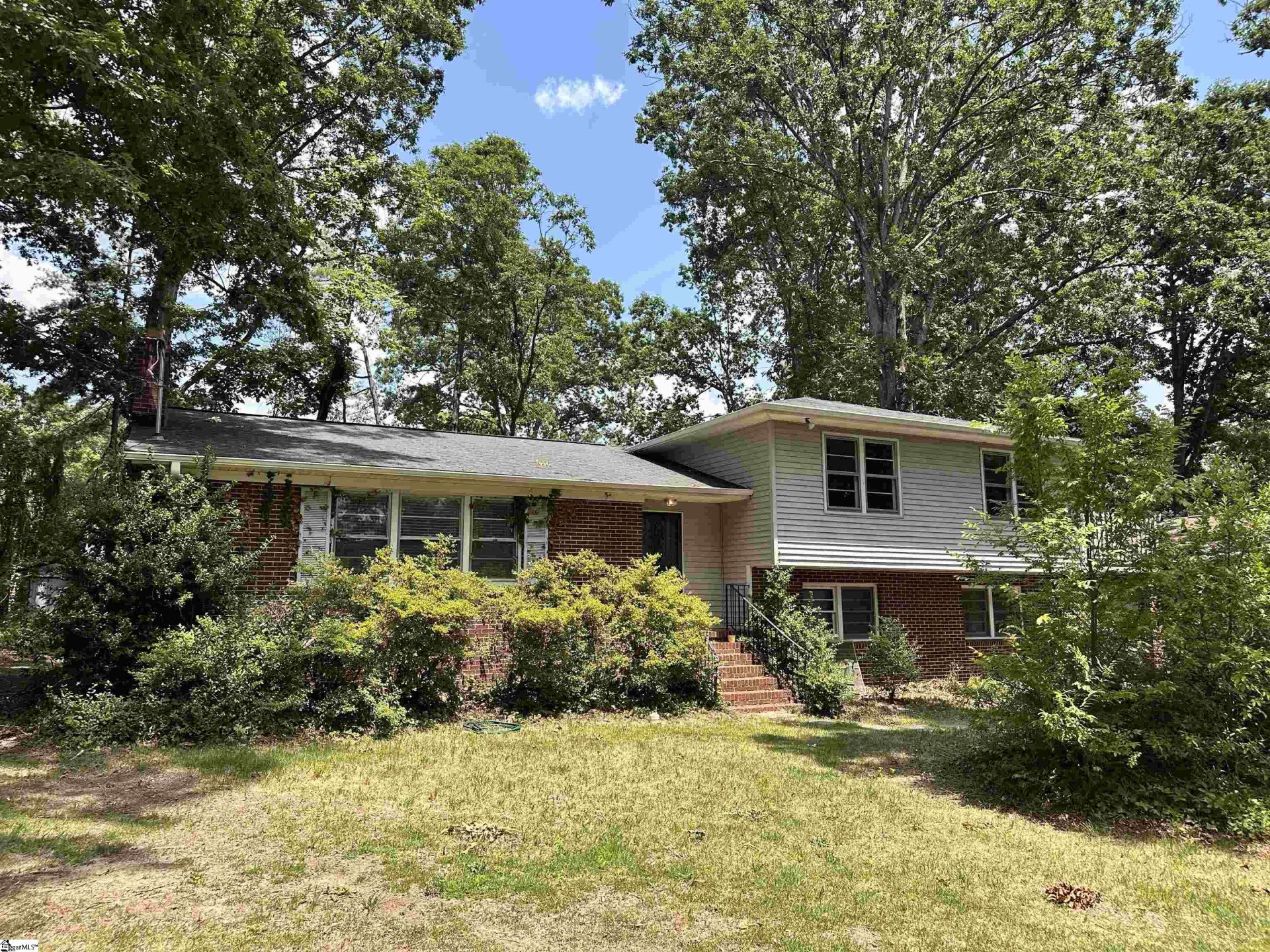 Property image 1 at 12 Windemere Drive, Greenville, SC 29615