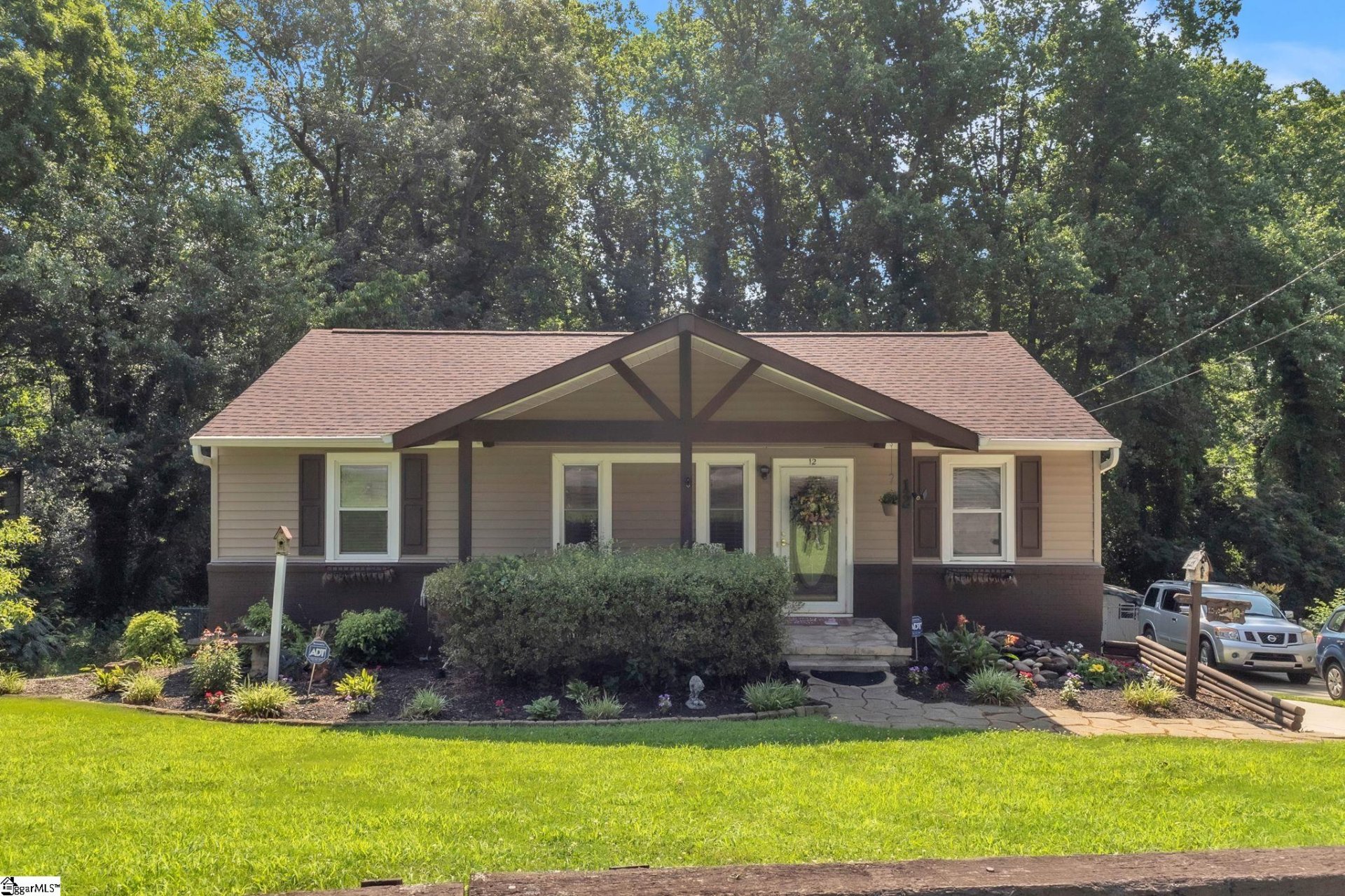 Property image 1 at 12 Sutton Drive, Taylors, SC 29687