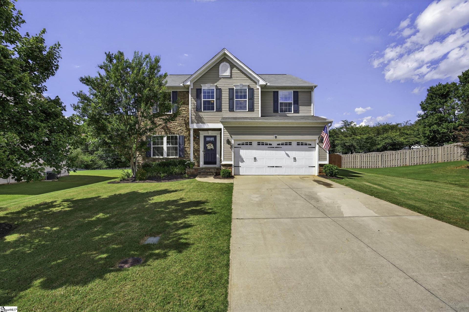 Property image 1 at 221 Wateree Way, Simpsonville, SC 29680