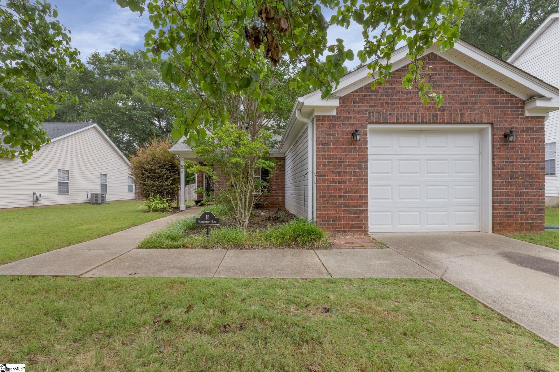 Property image 1 at 15 Hawkesbury Road, Simpsonville, SC 29681