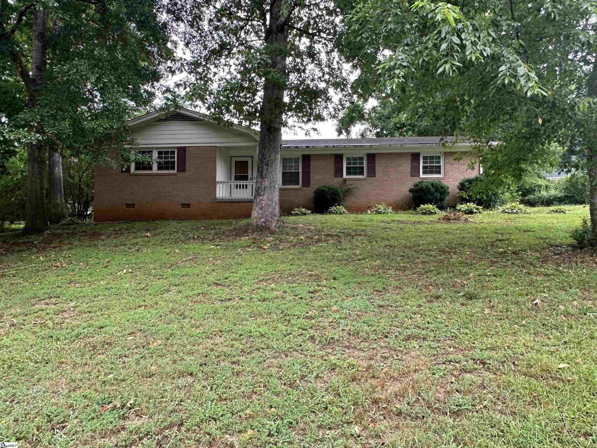 Property at 108 Anglewood Drive, Simpsonville, SC 29680