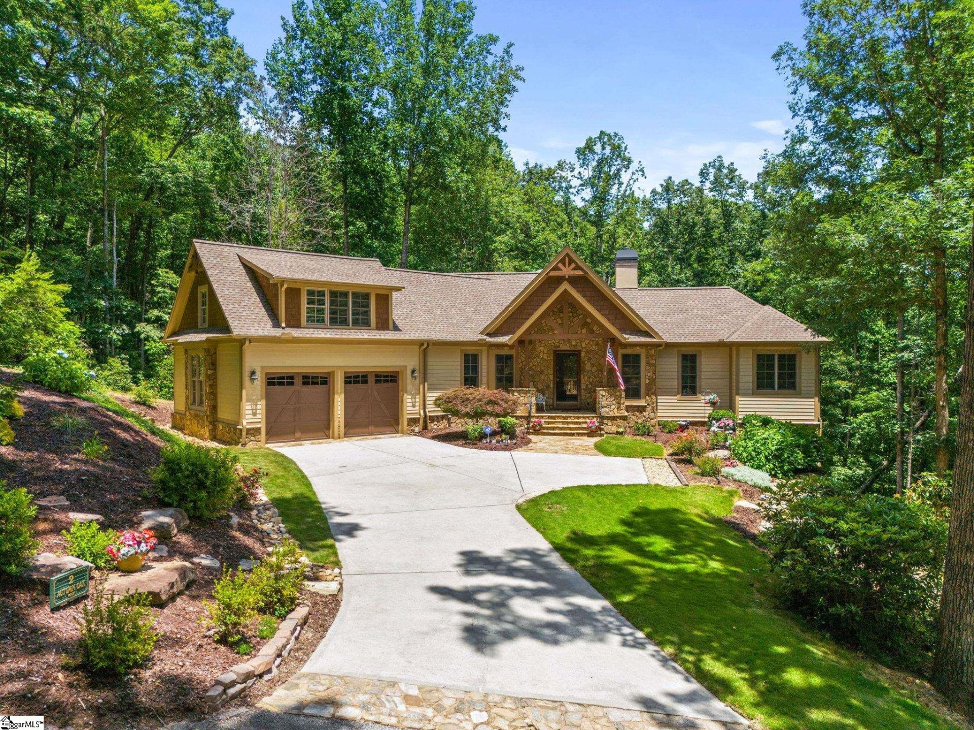 Property at 2 Autumn Oak Way, Travelers Rest, SC 29690