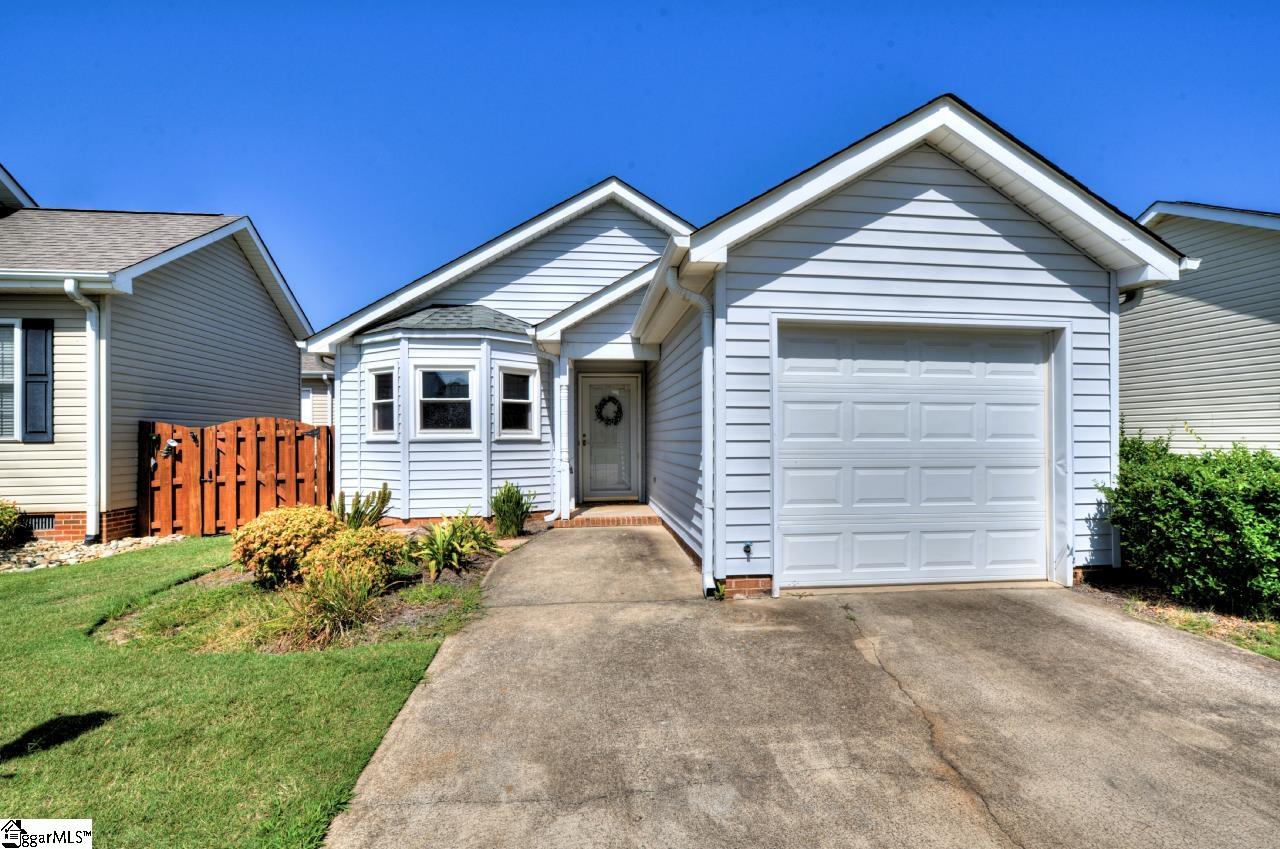 Property image 1 at 108 Baldwin Place, Easley, SC 29642