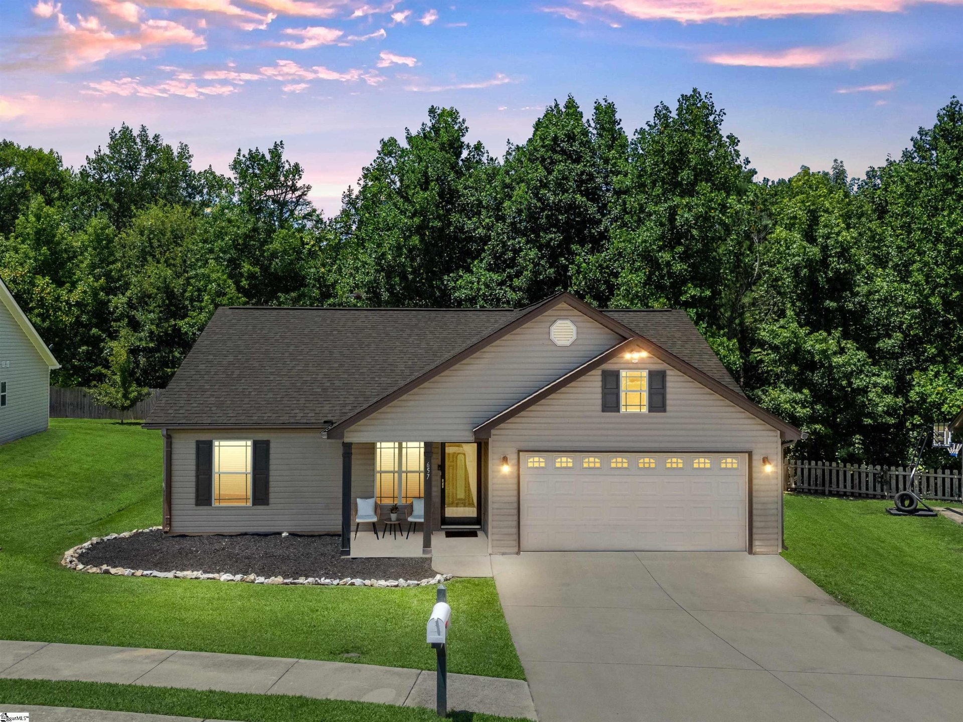 Property image 1 at 657 Chastine Drive, Spartanburg, SC 29301