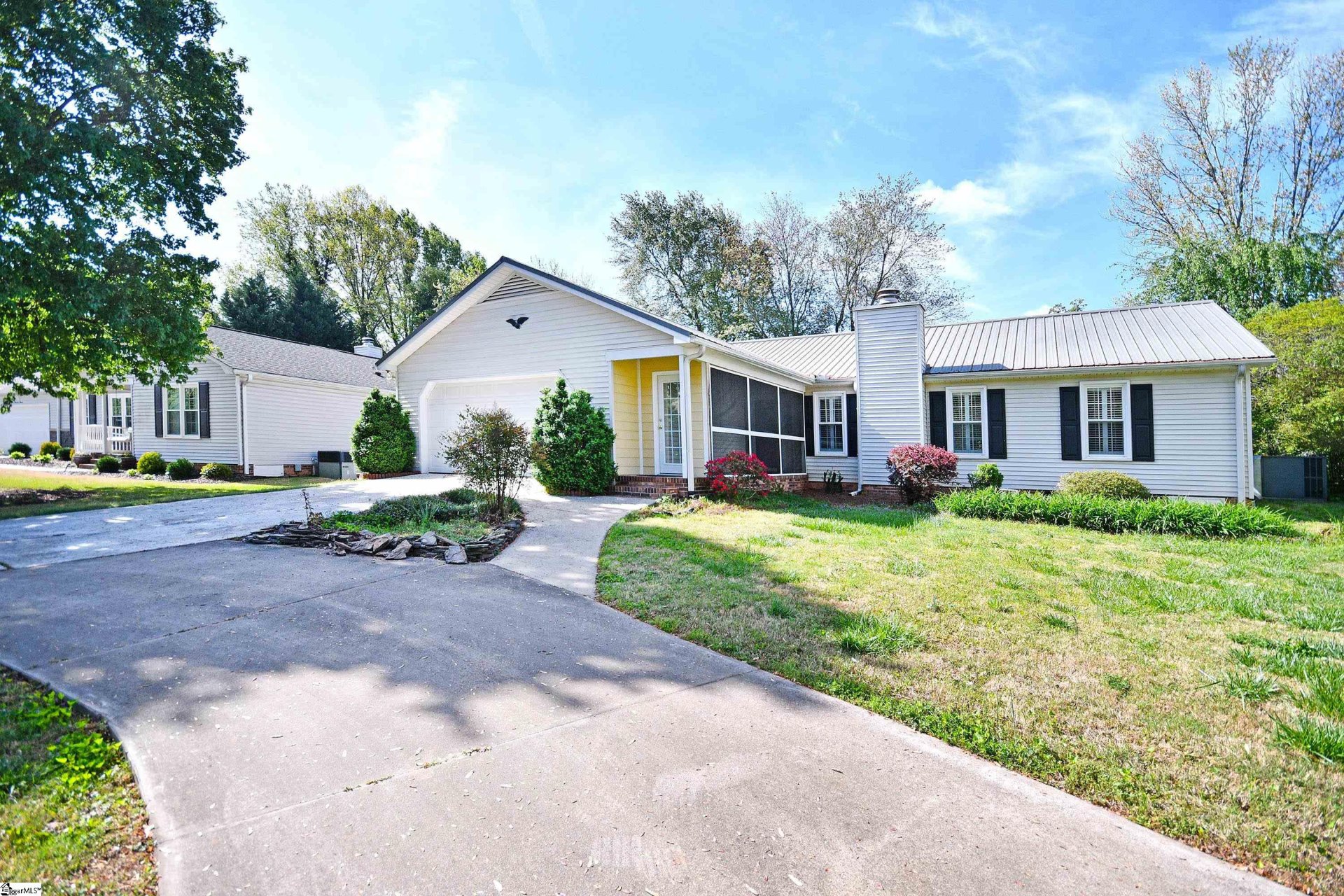 513 Hedgewood Terrace