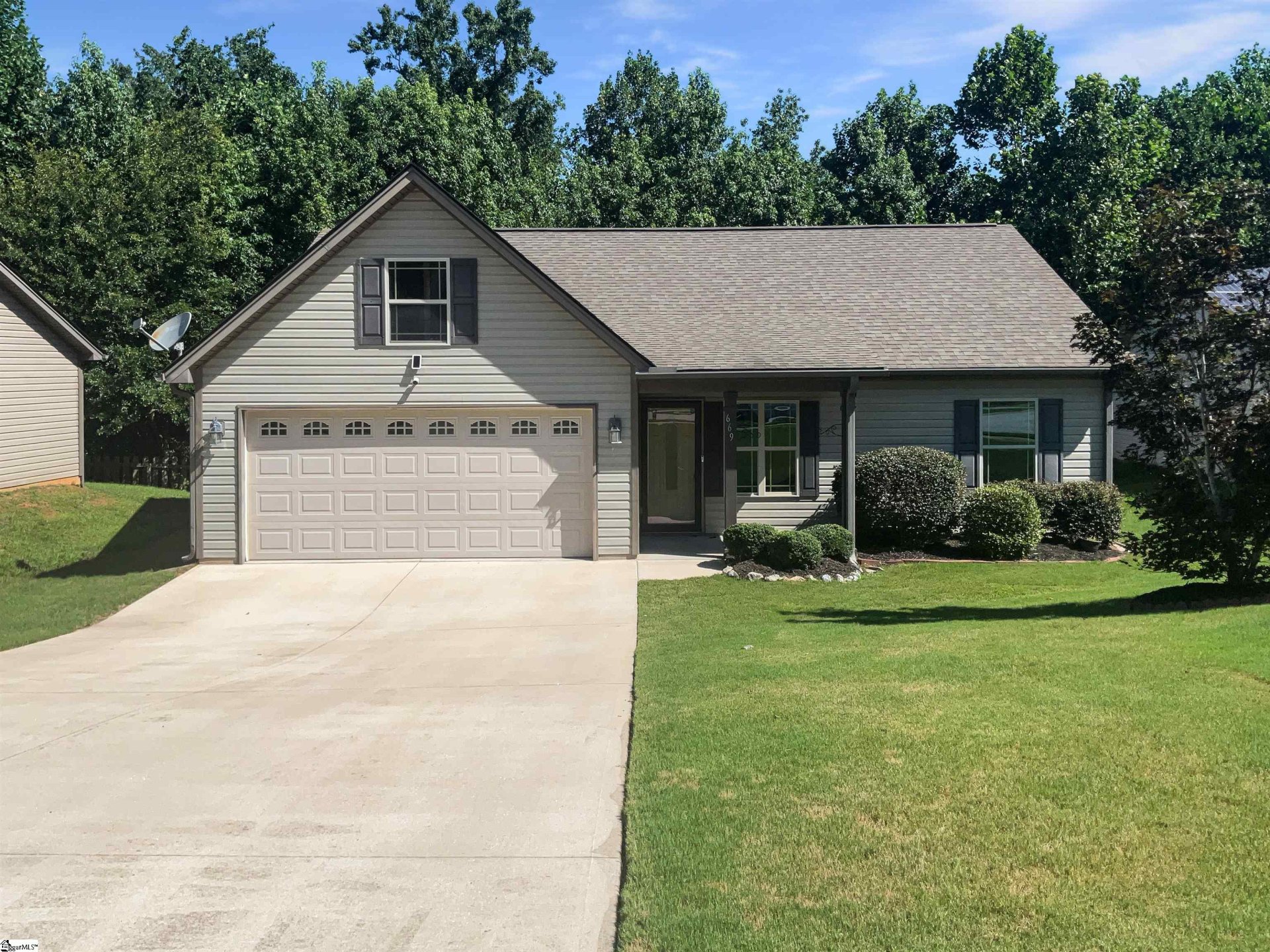 Property image 1 at 669 Chastine Drive, Spartanburg, SC 29301