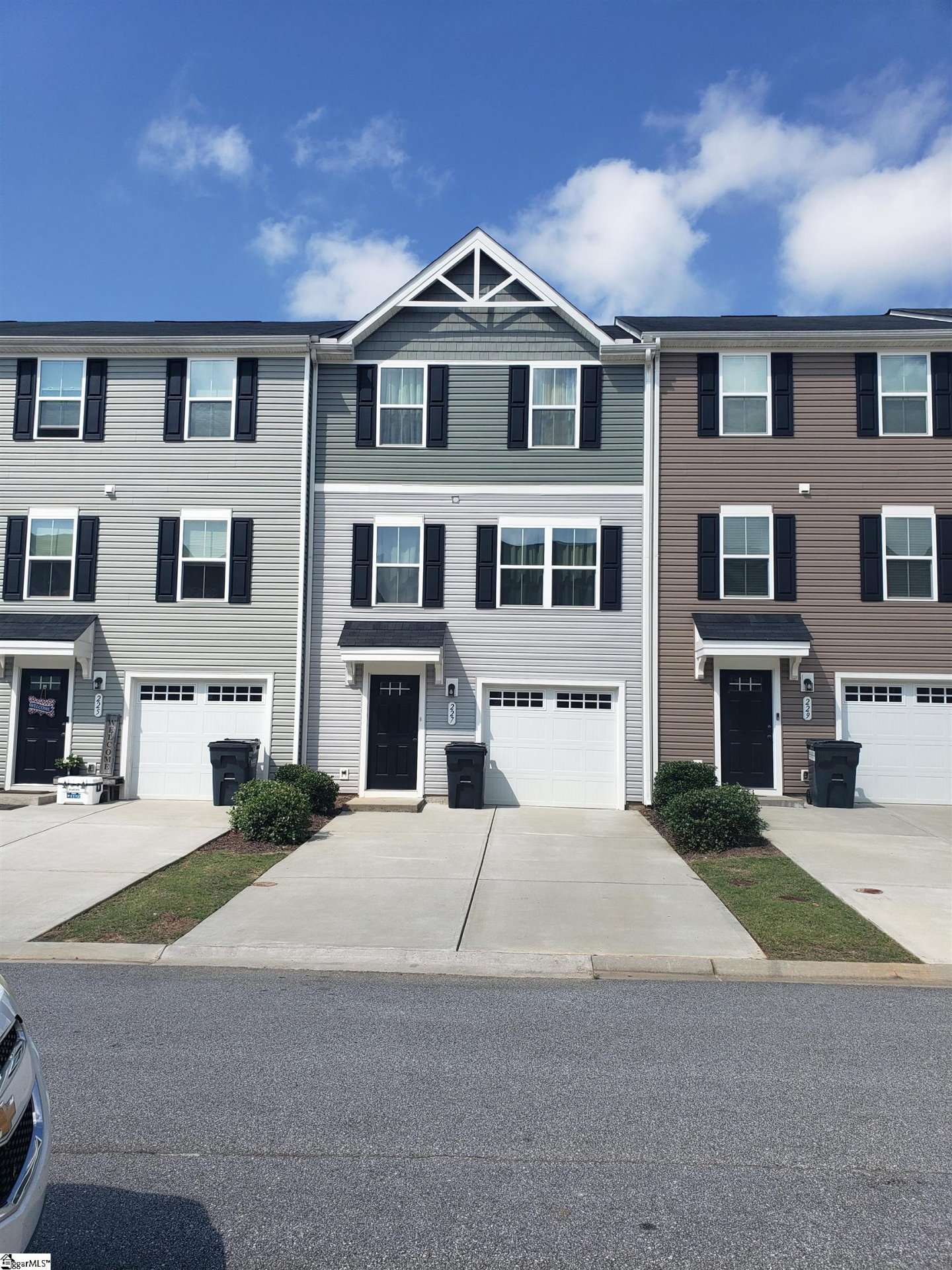Property at 227 Coldwater Creek Court, Simpsonville, SC 29680-6964